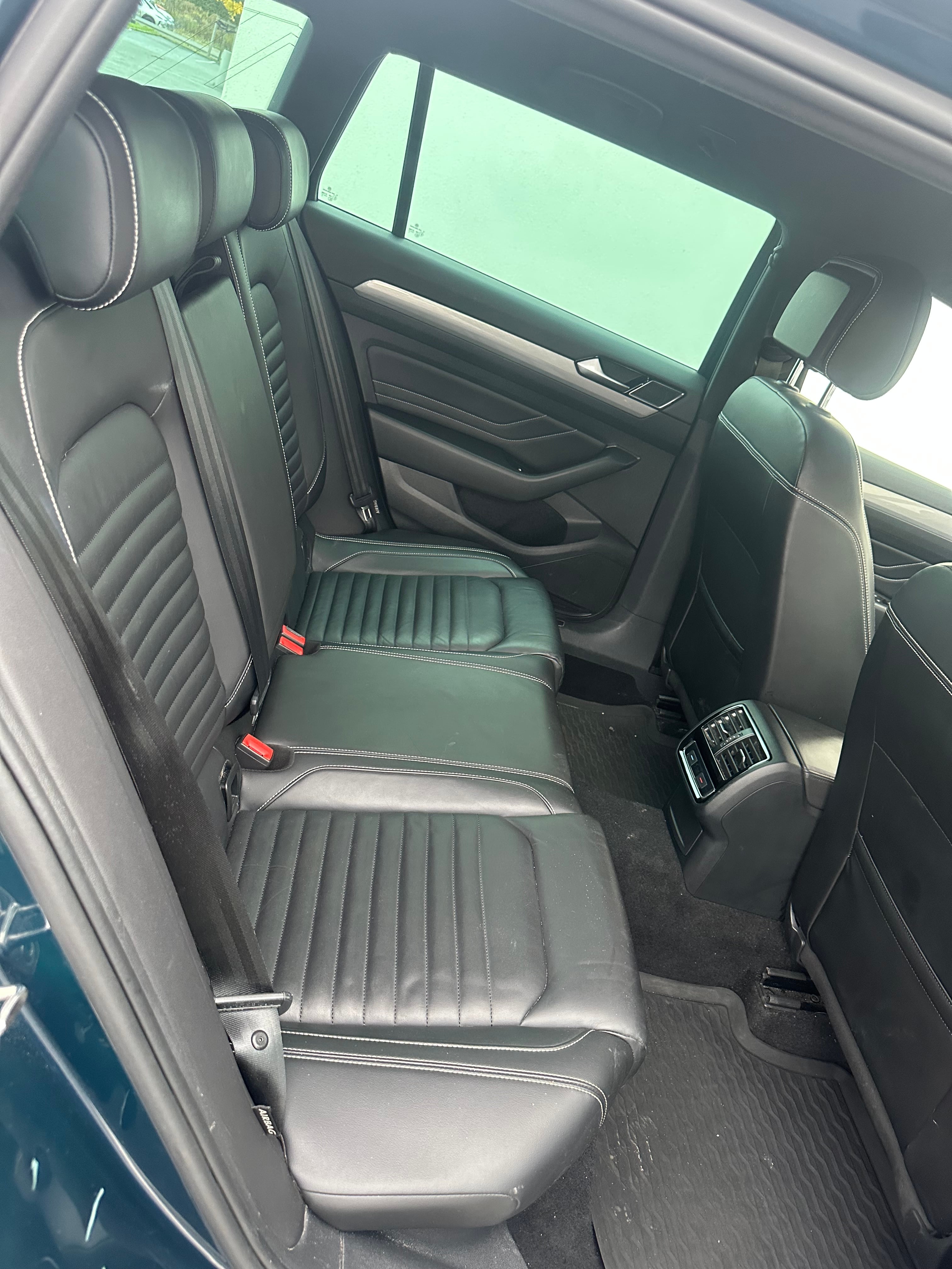 Volkswagen Passat SW GTE Hybrid med Bluetooth audio