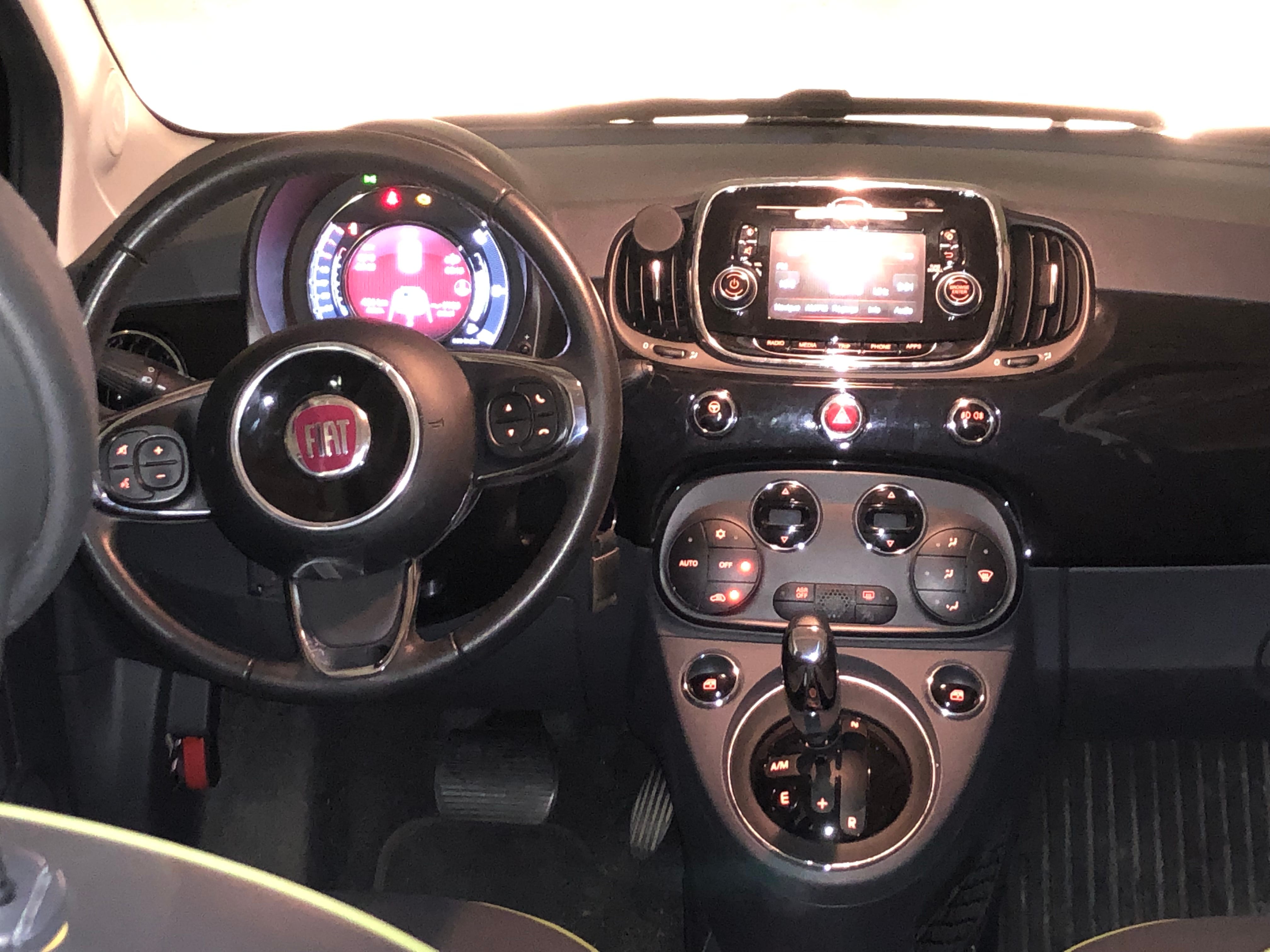 Fiat 500 C avec Entrée audio / iPod