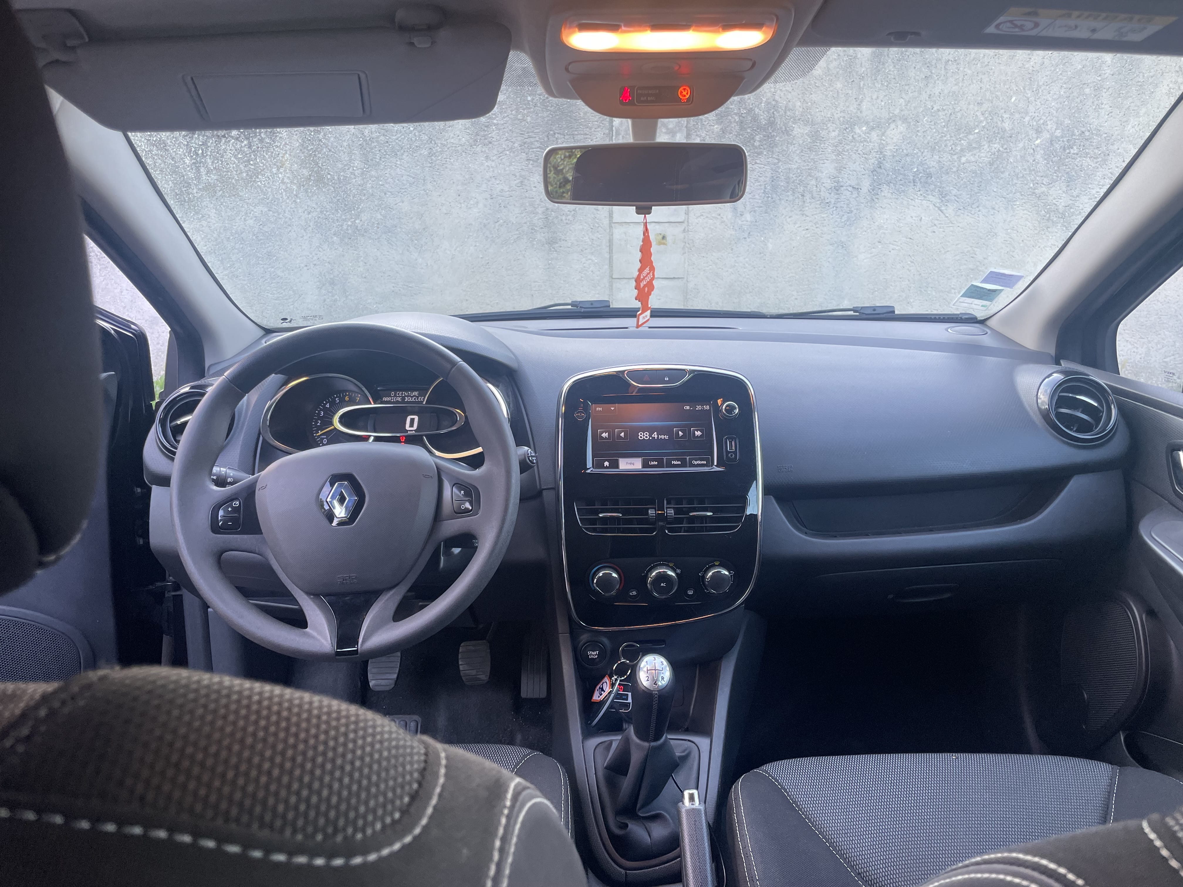 Renault Clio avec GPS