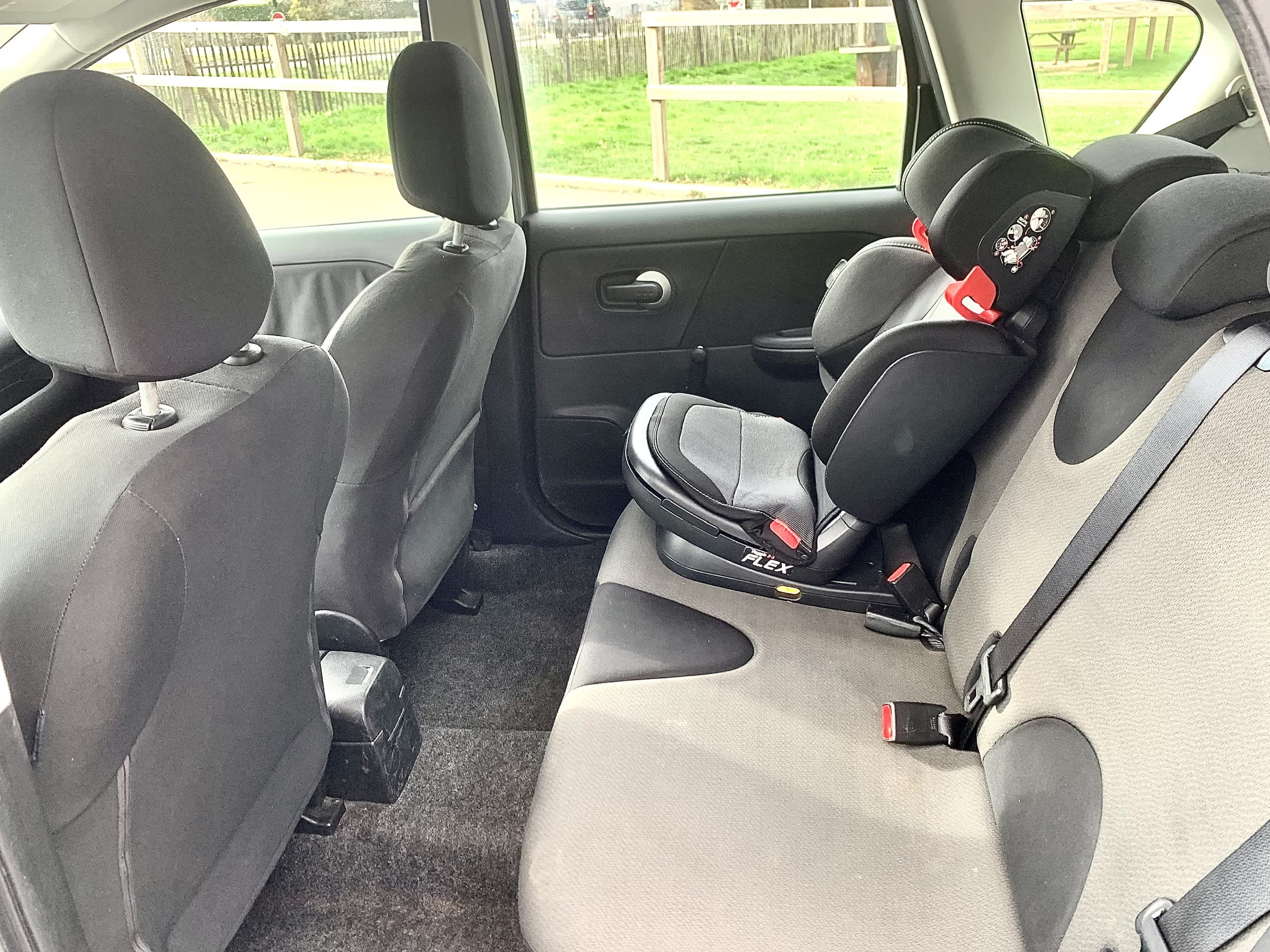 Nissan Note 1.5 dCi 86cv with Audio / iPod input