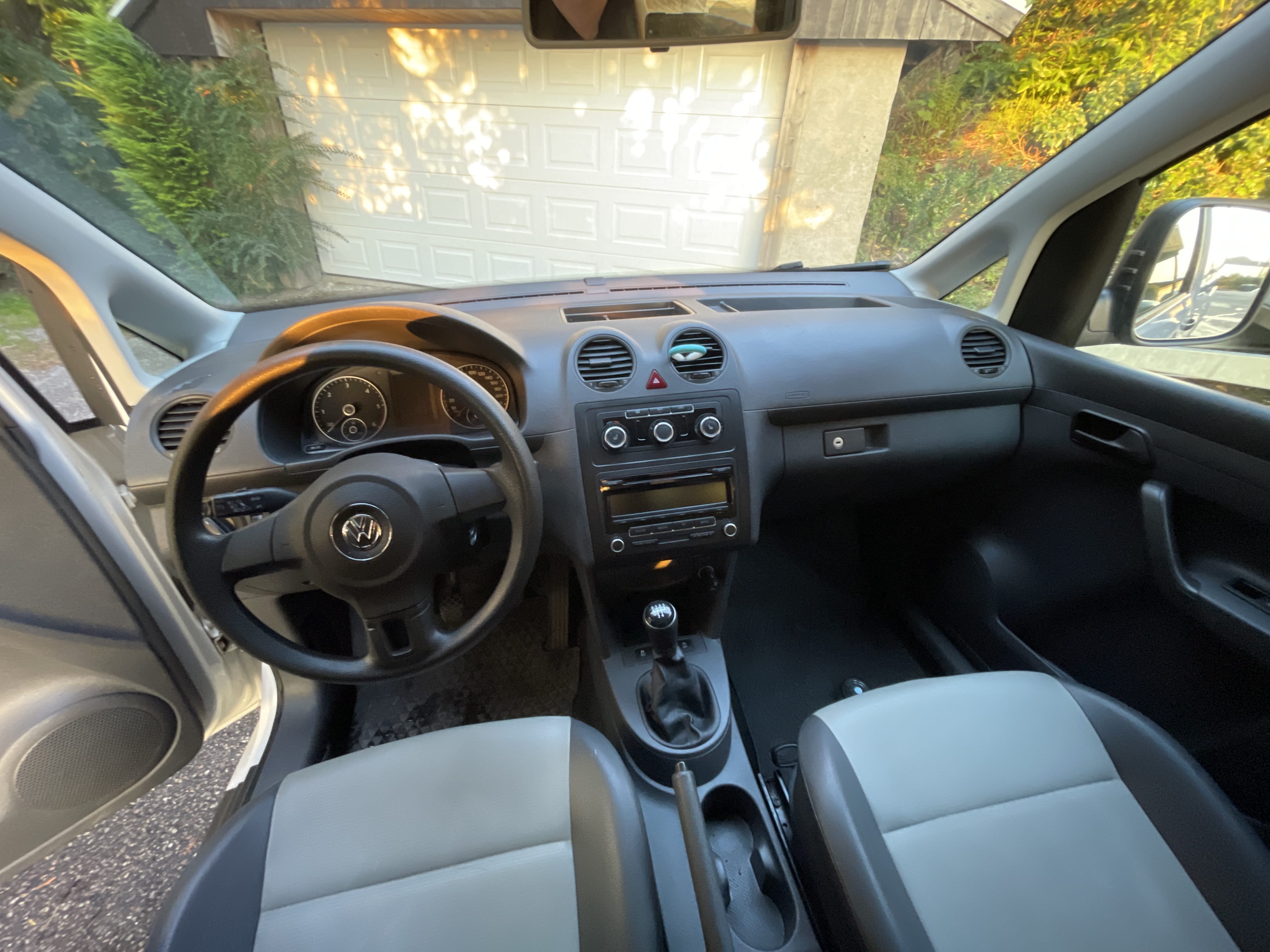 Volkswagen Caddy Maxi med Bilradio