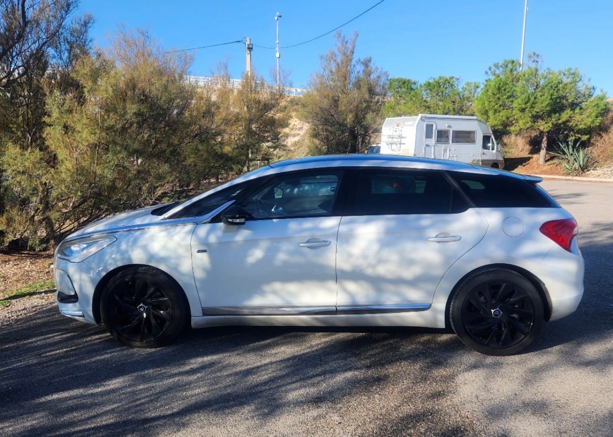 Citroen DS5, 2012, Diesel / Électrique (hybride), automatique