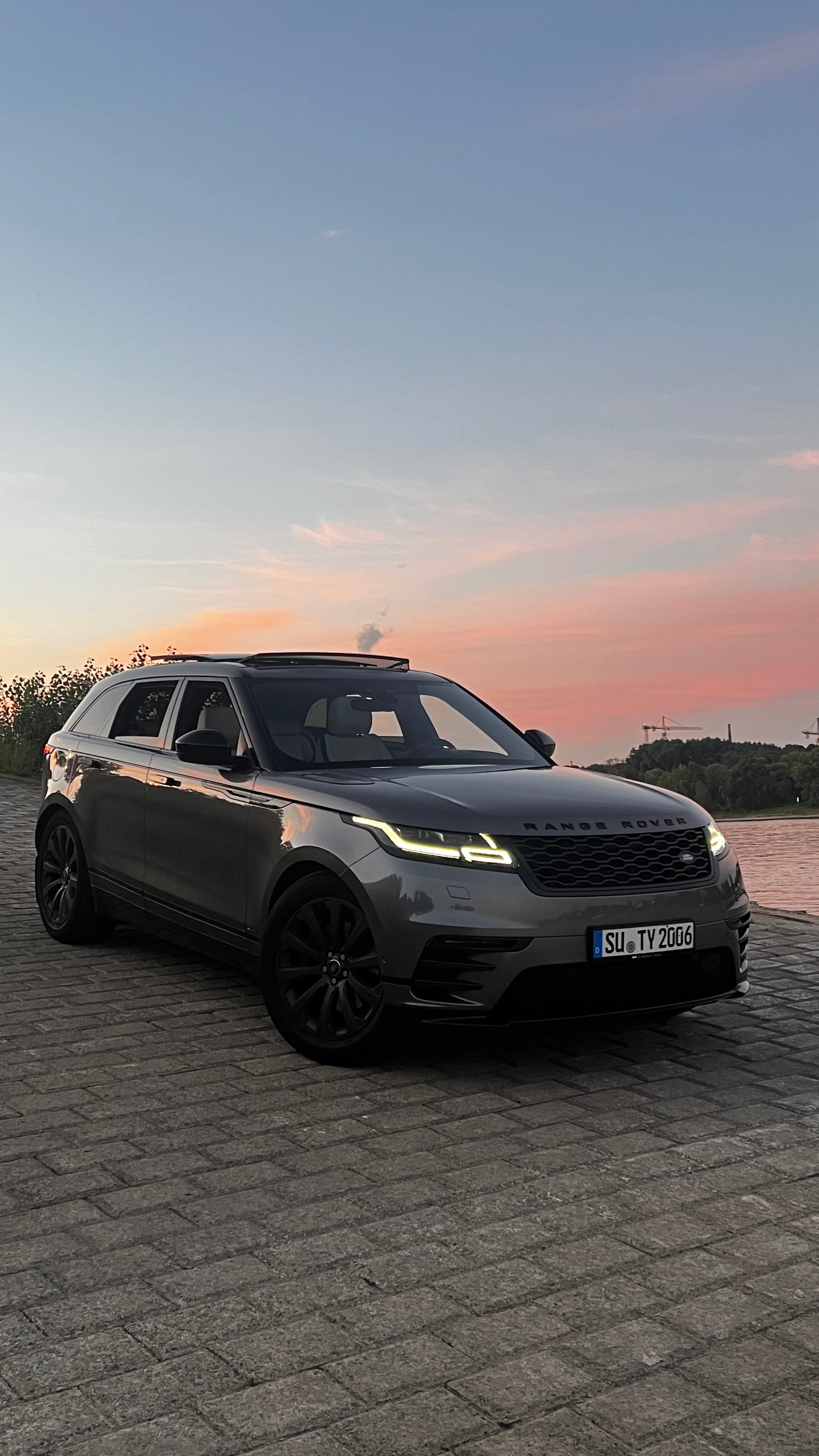 Land-Rover Range Rover Velar con Audio Bluetooth