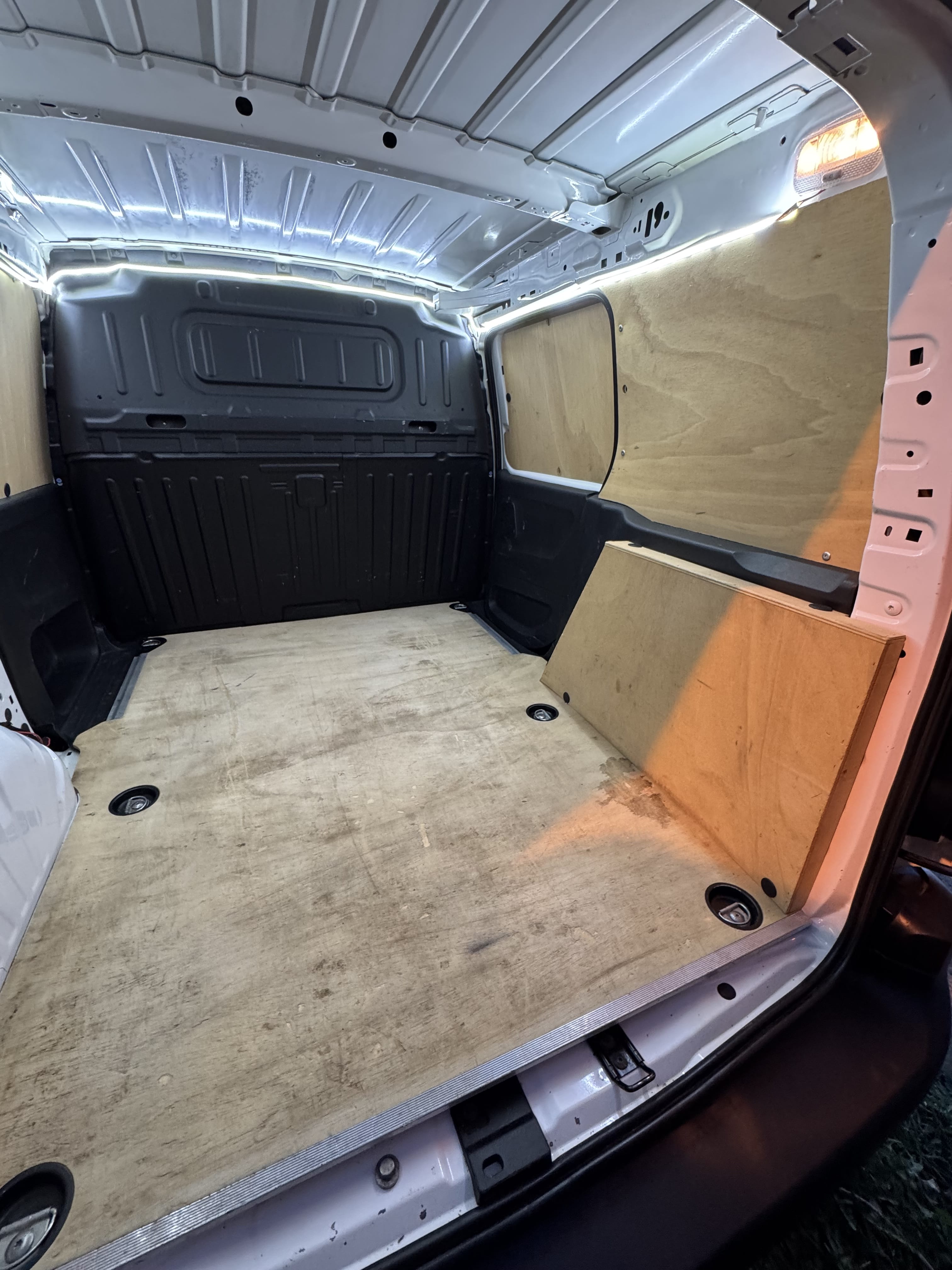 Citroen Berlingo 100 cv attelage avec Attelage