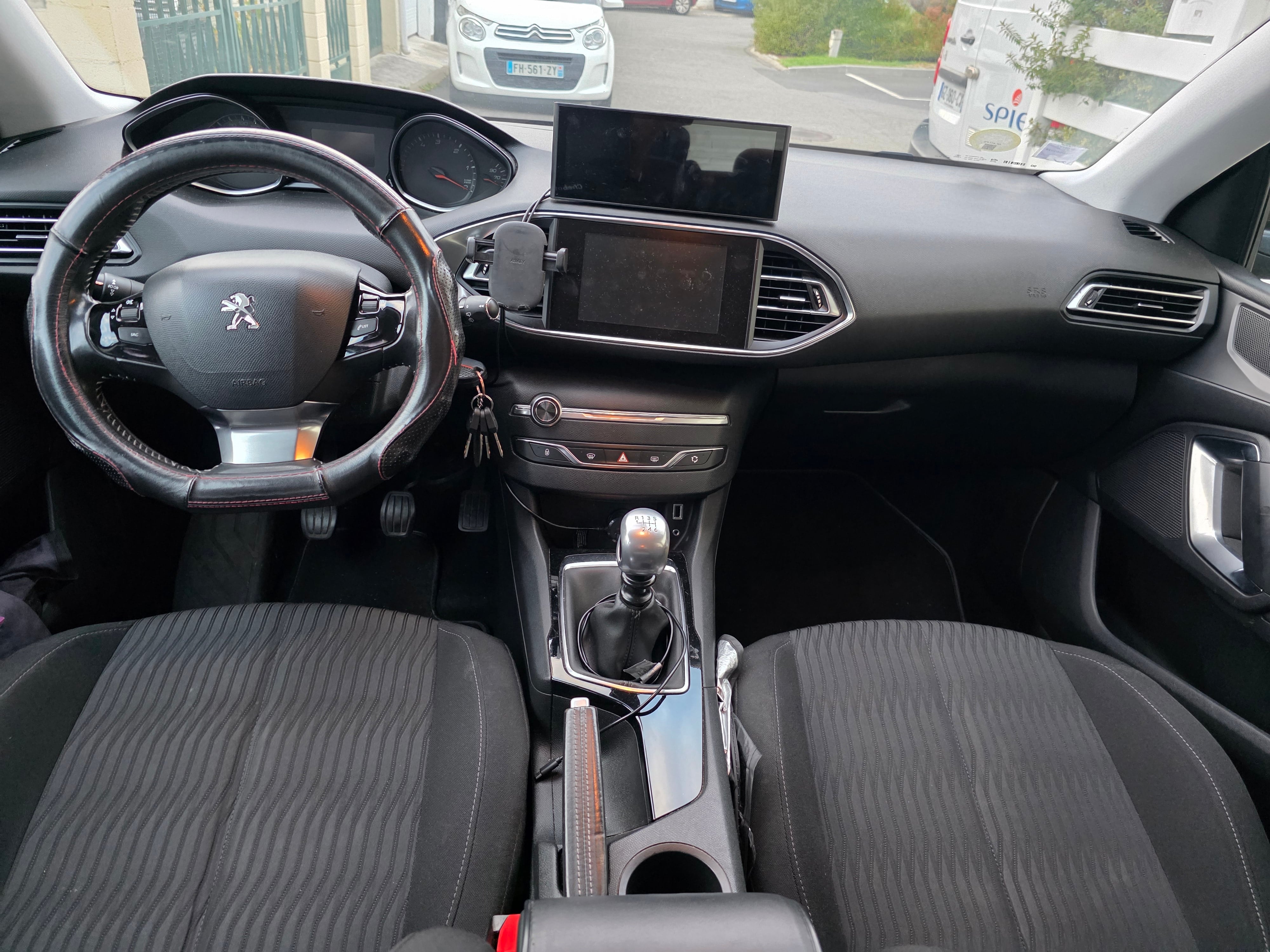 Peugeot 308 avec Caméra de recul