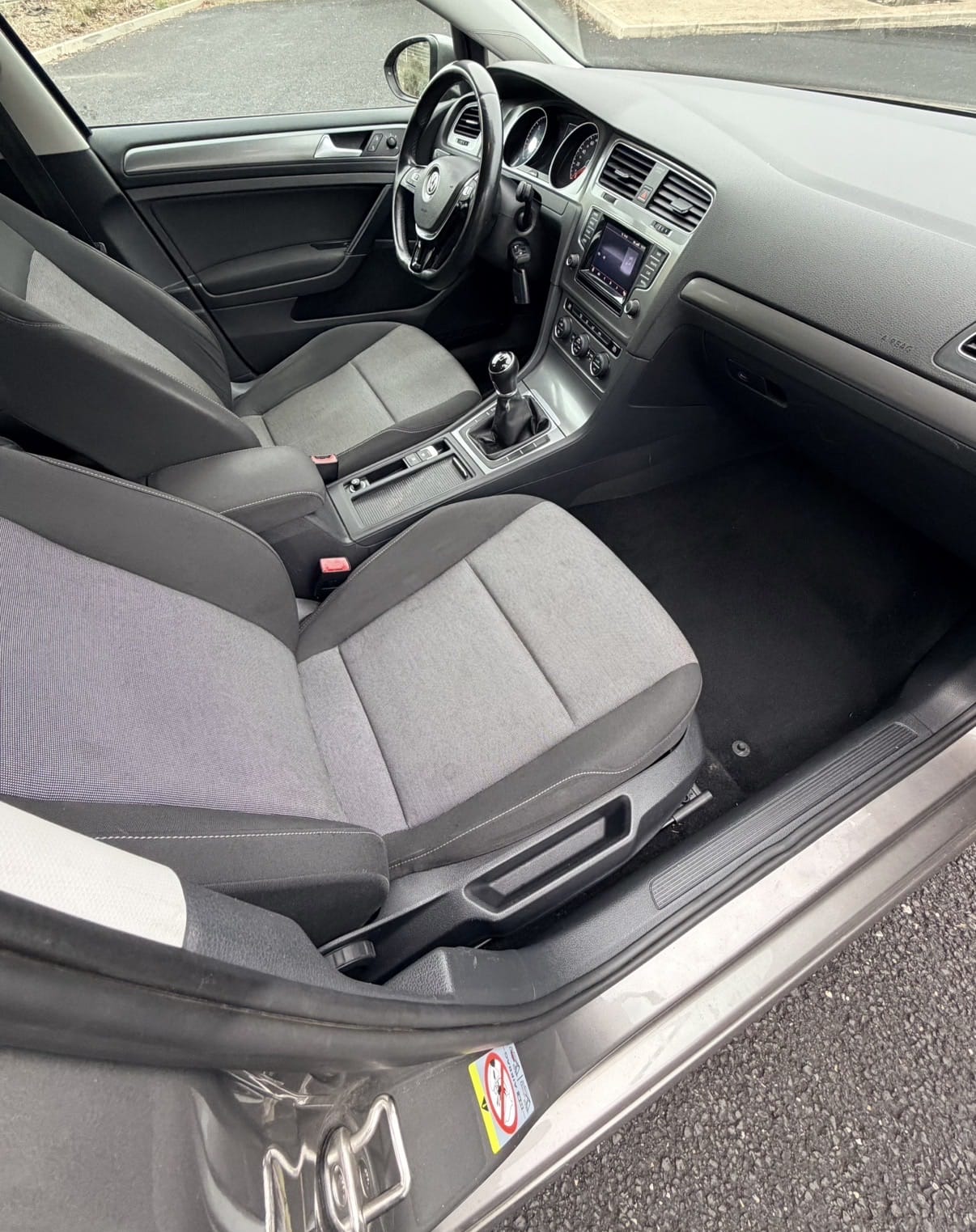 Volkswagen Golf avec Entrée audio / iPod