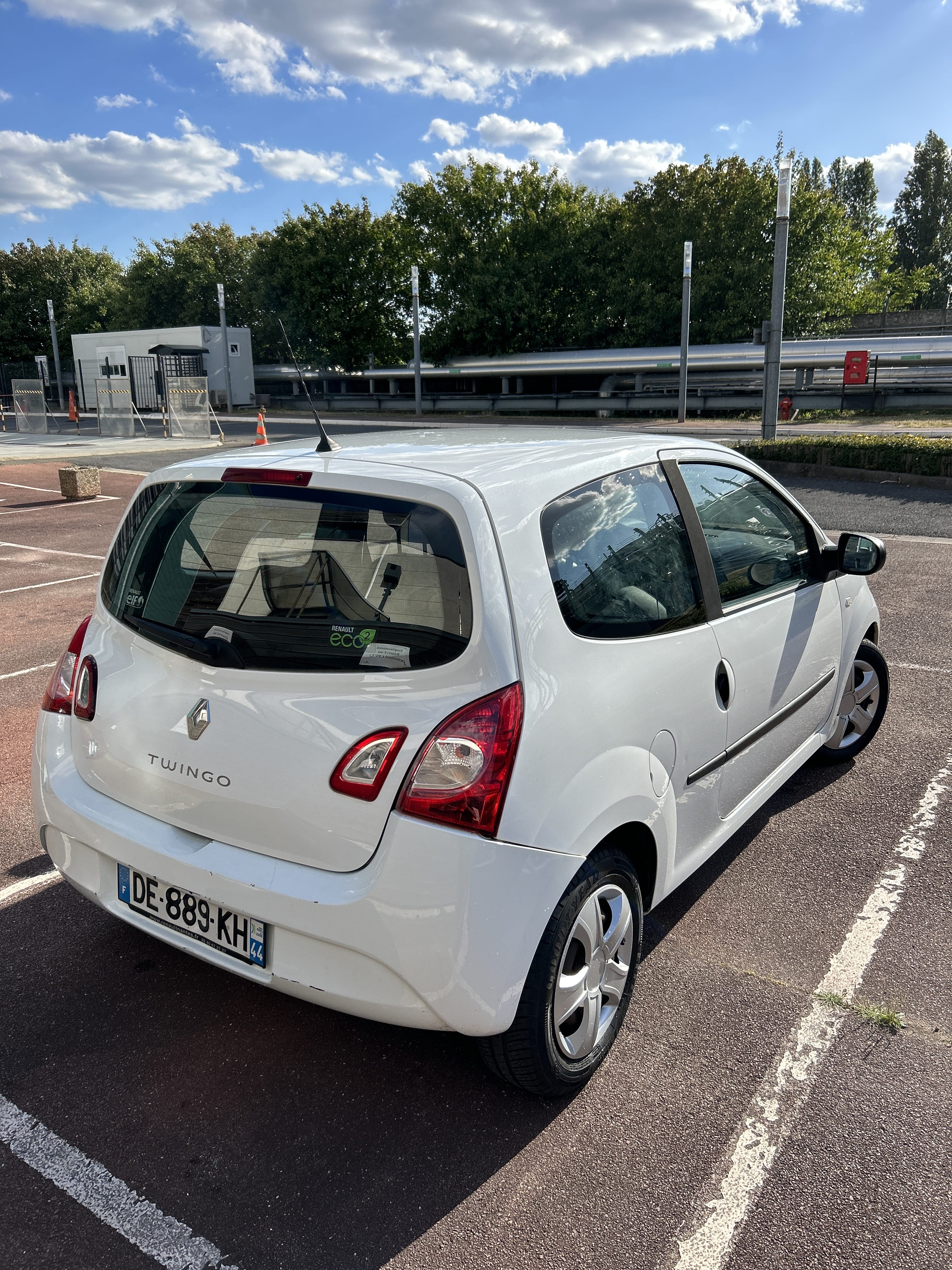 Renault Twingo II avec Entrée audio / iPod