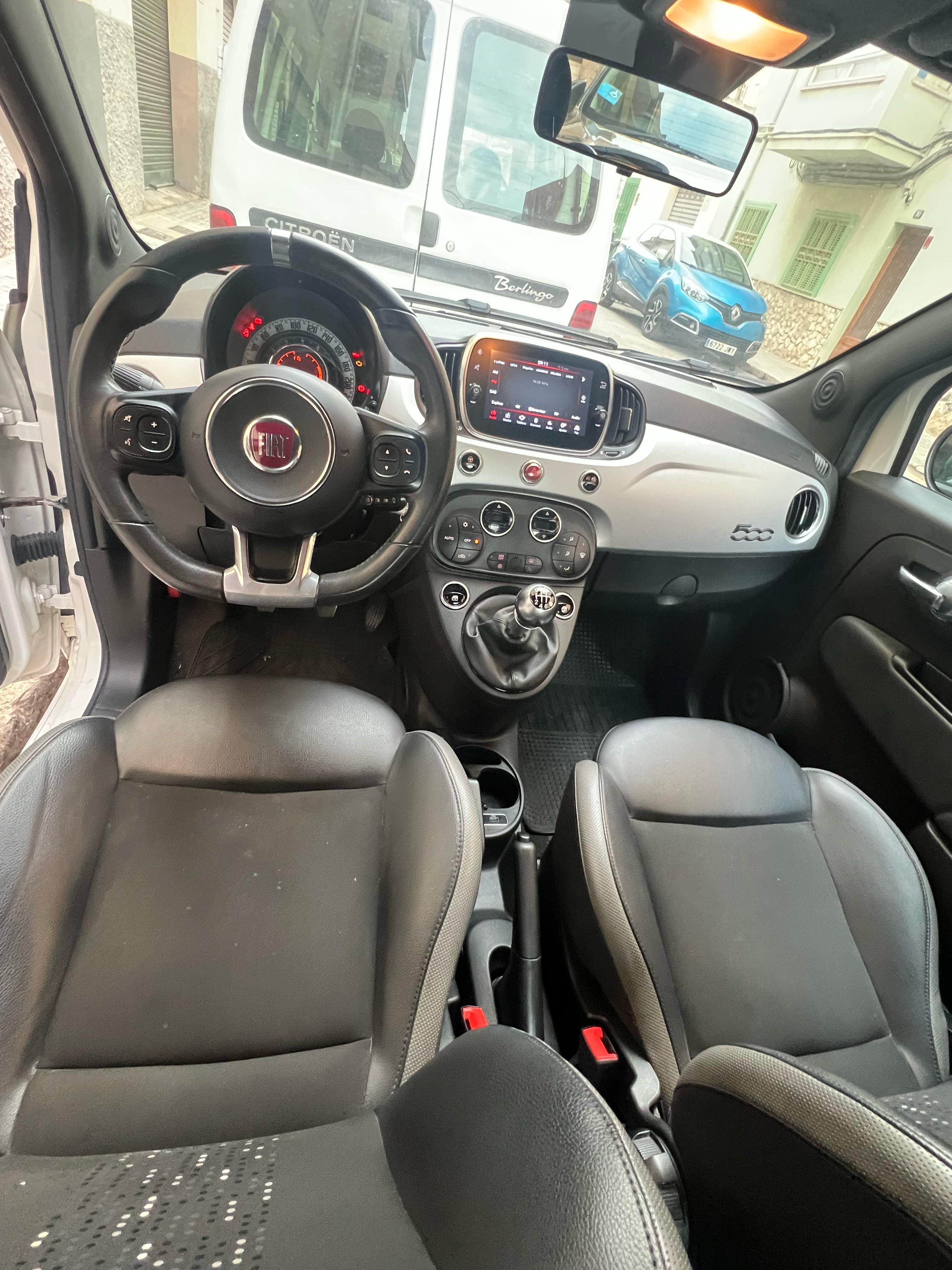 Fiat 500 Híbrido Sport gasolina avec Climatisation