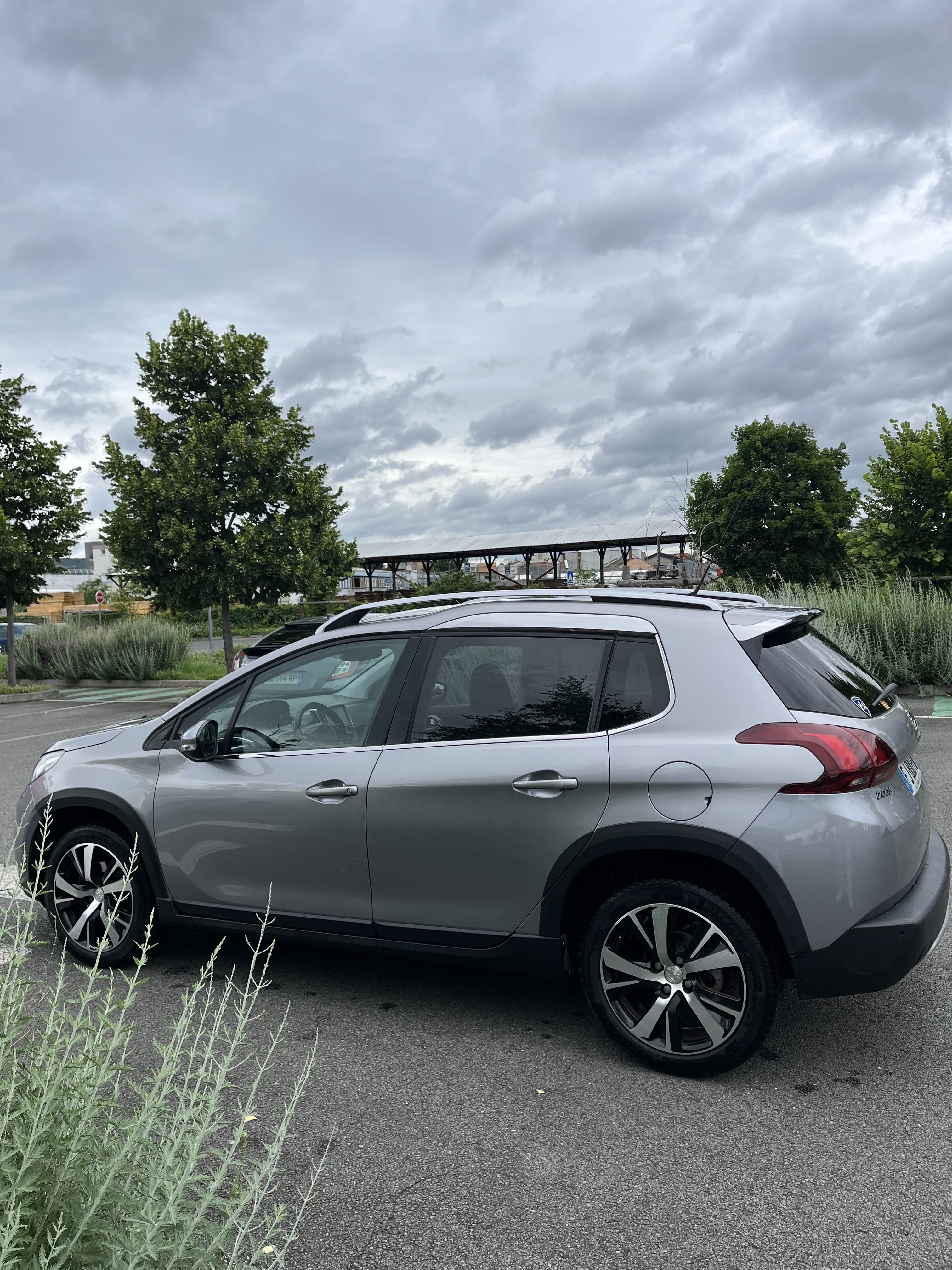 Peugeot 2008 avec Climatisation
