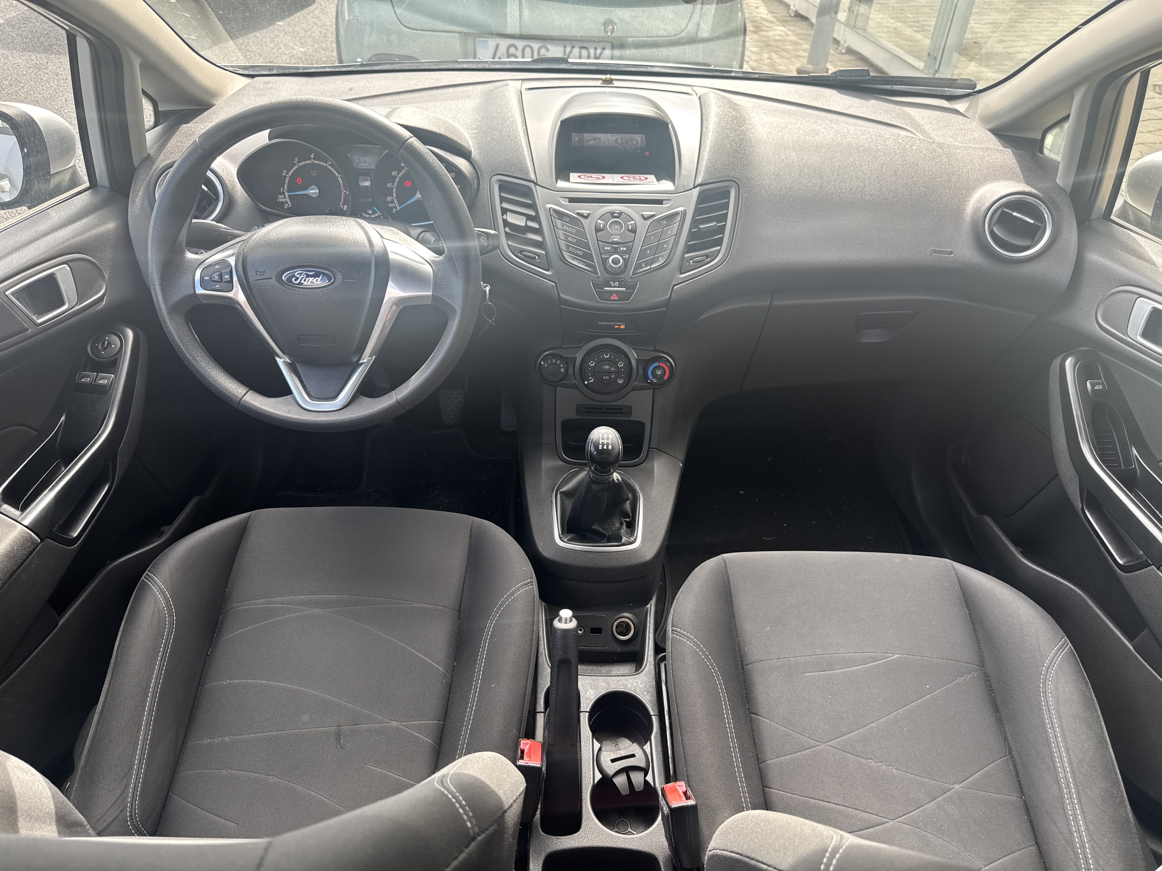 Ford Fiesta con Neumáticos de invierno