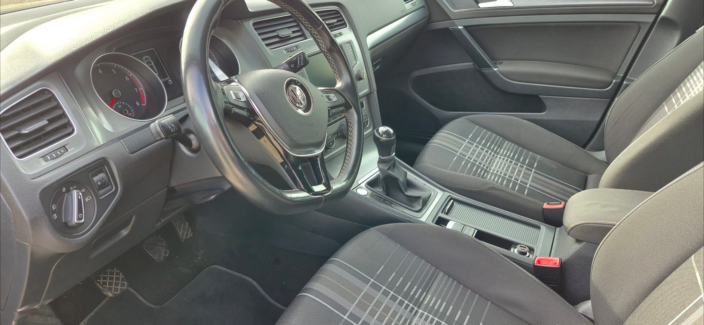 Volkswagen Golf avec Audio Bluetooth