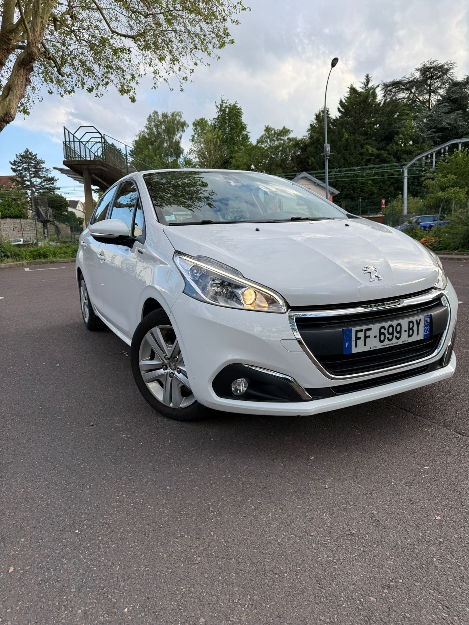 Peugeot 208 avec Régulateur de vitesse