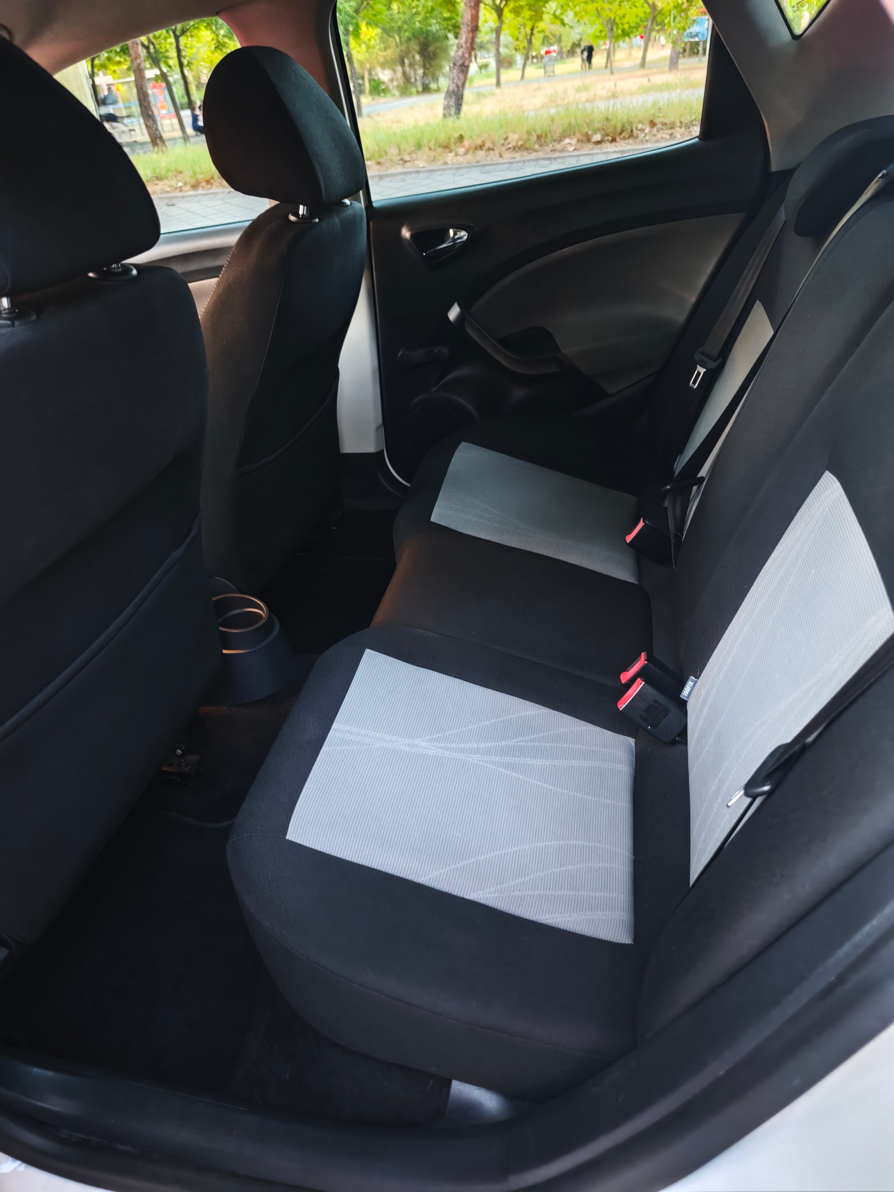 Seat Ibiza 1,2 TSI con Puertos de carga USB