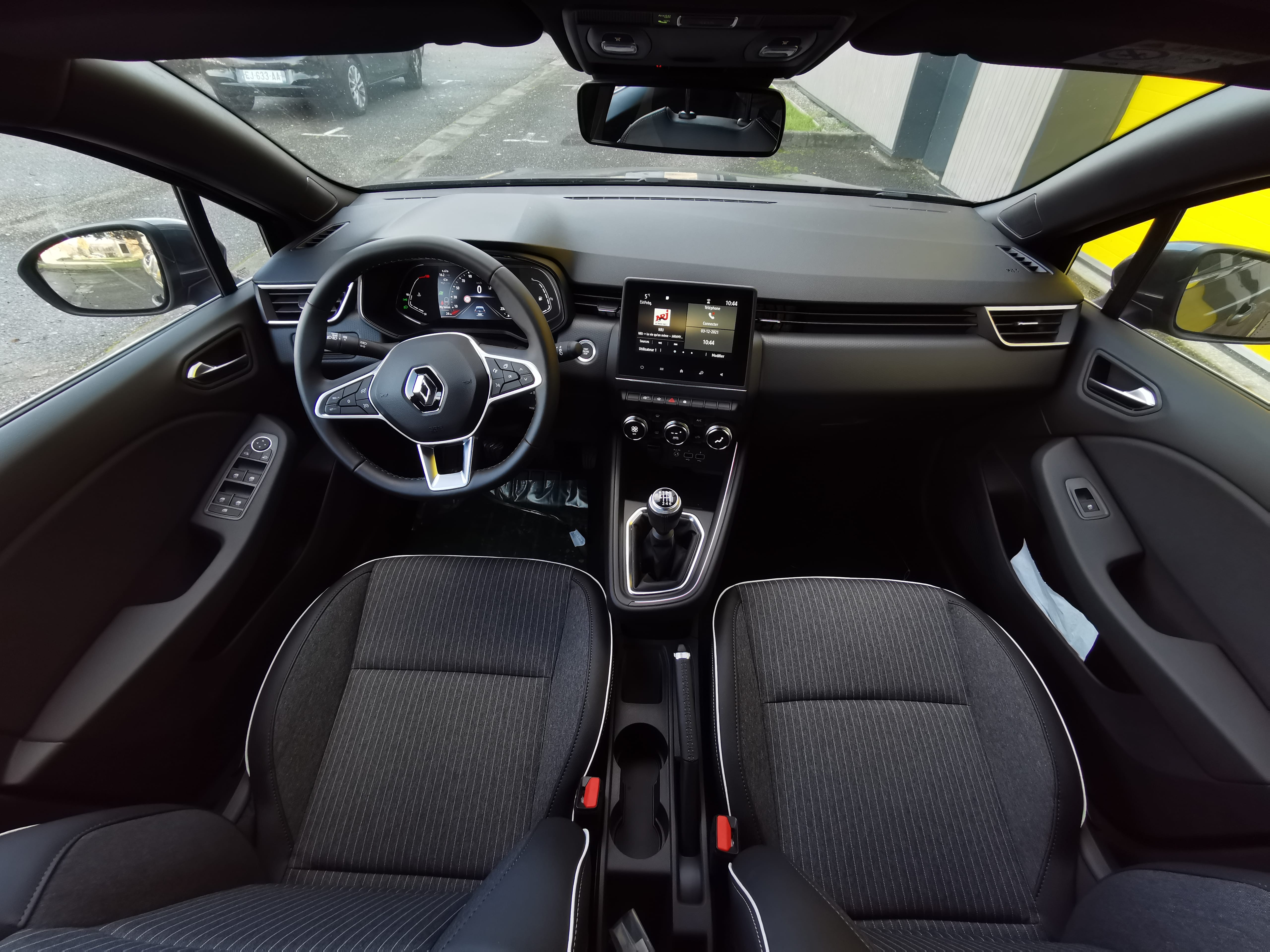 Renault Clio 614 avec Régulateur de vitesse