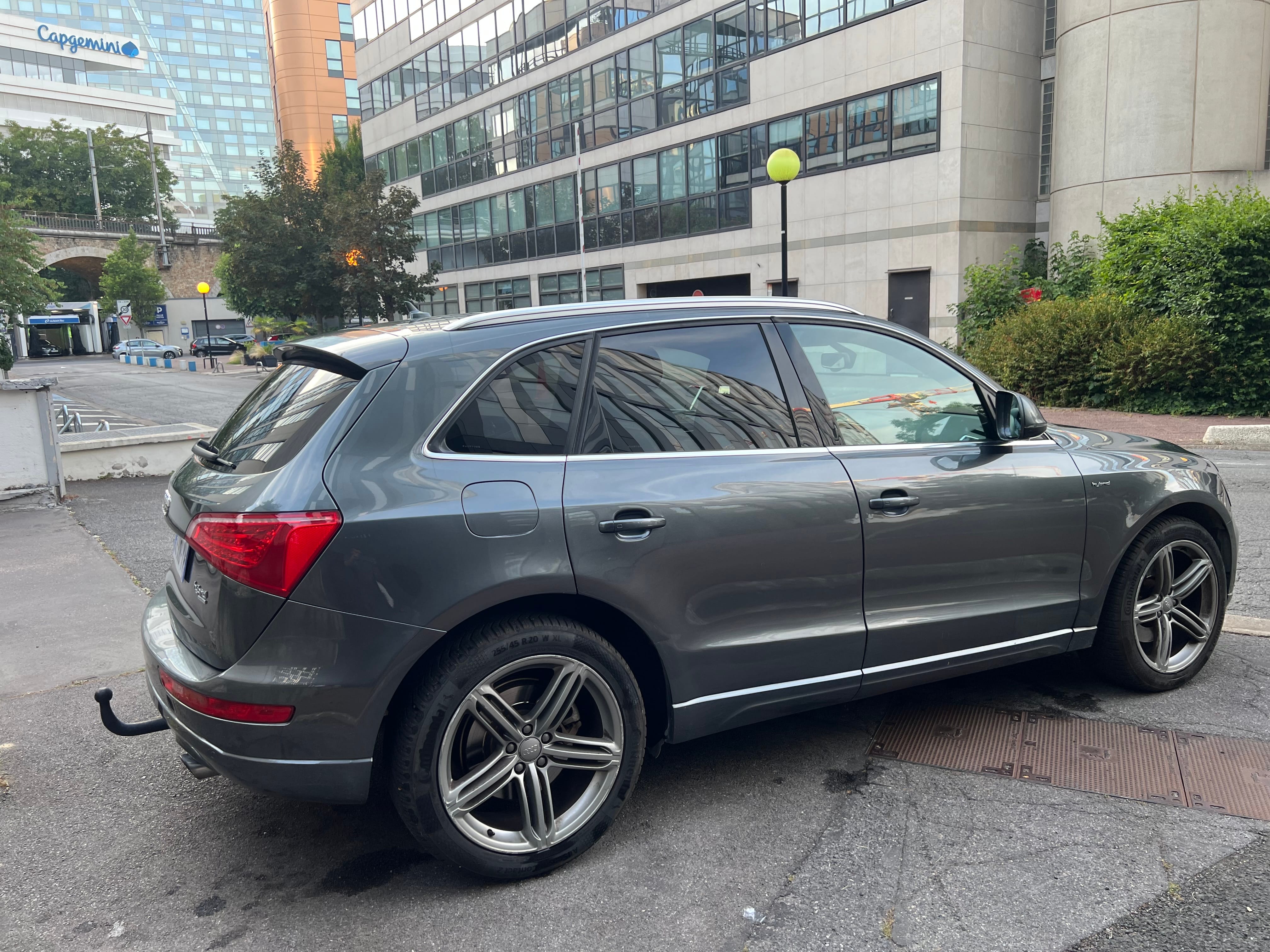 Audi Q5 Quattro S Line Prem Plus 45 TFSI avec Climatisation
