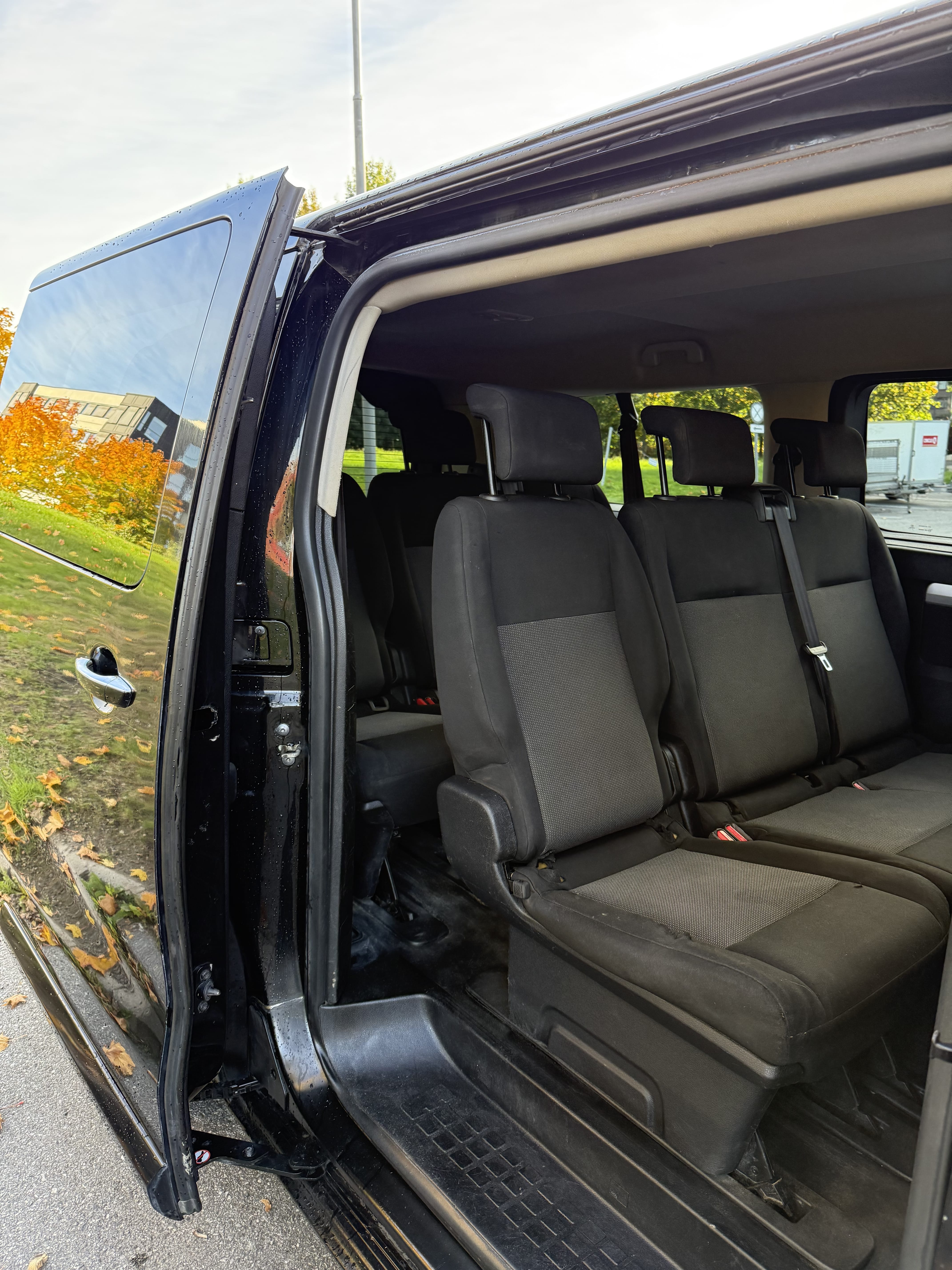 Toyota Proace Verso with Bluetooth audio