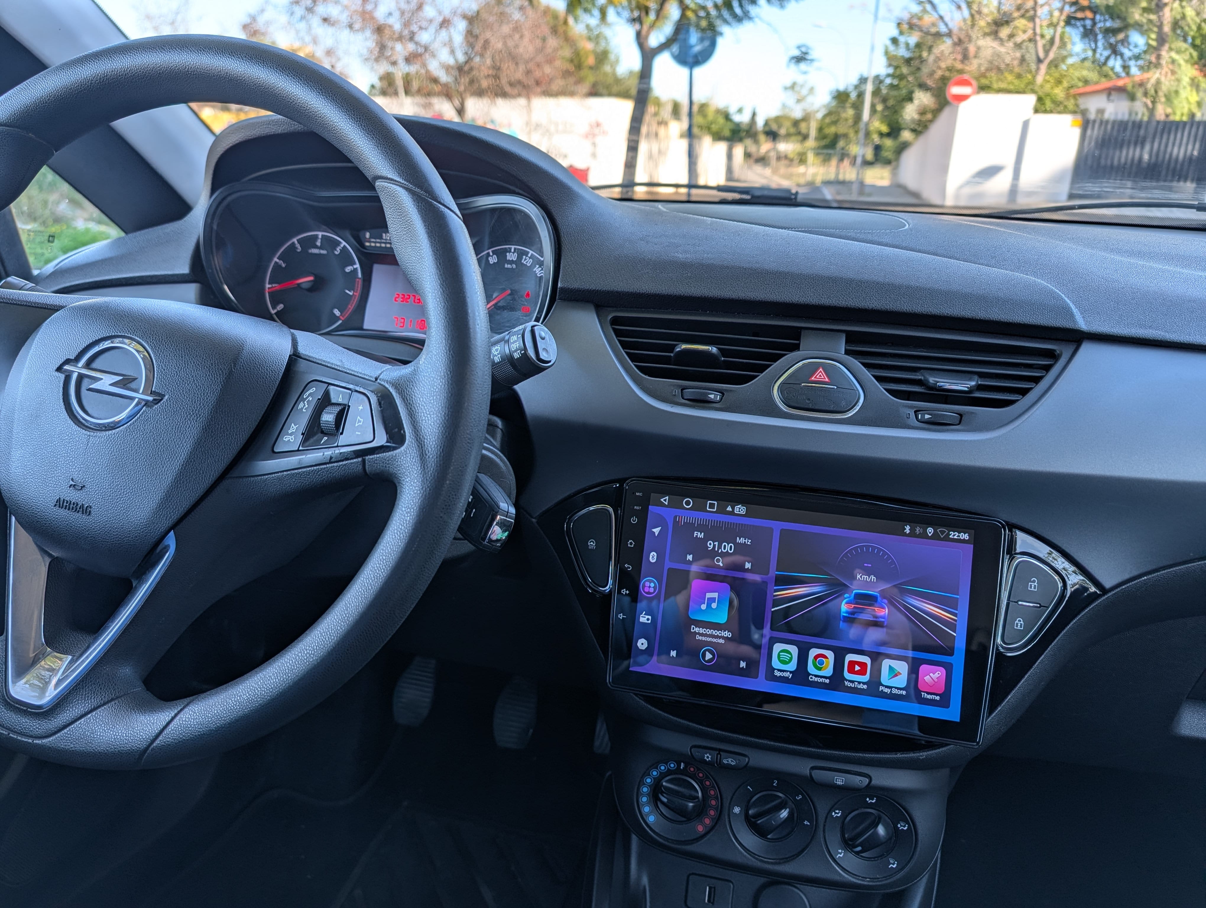 Opel Corsa avec Audio Bluetooth