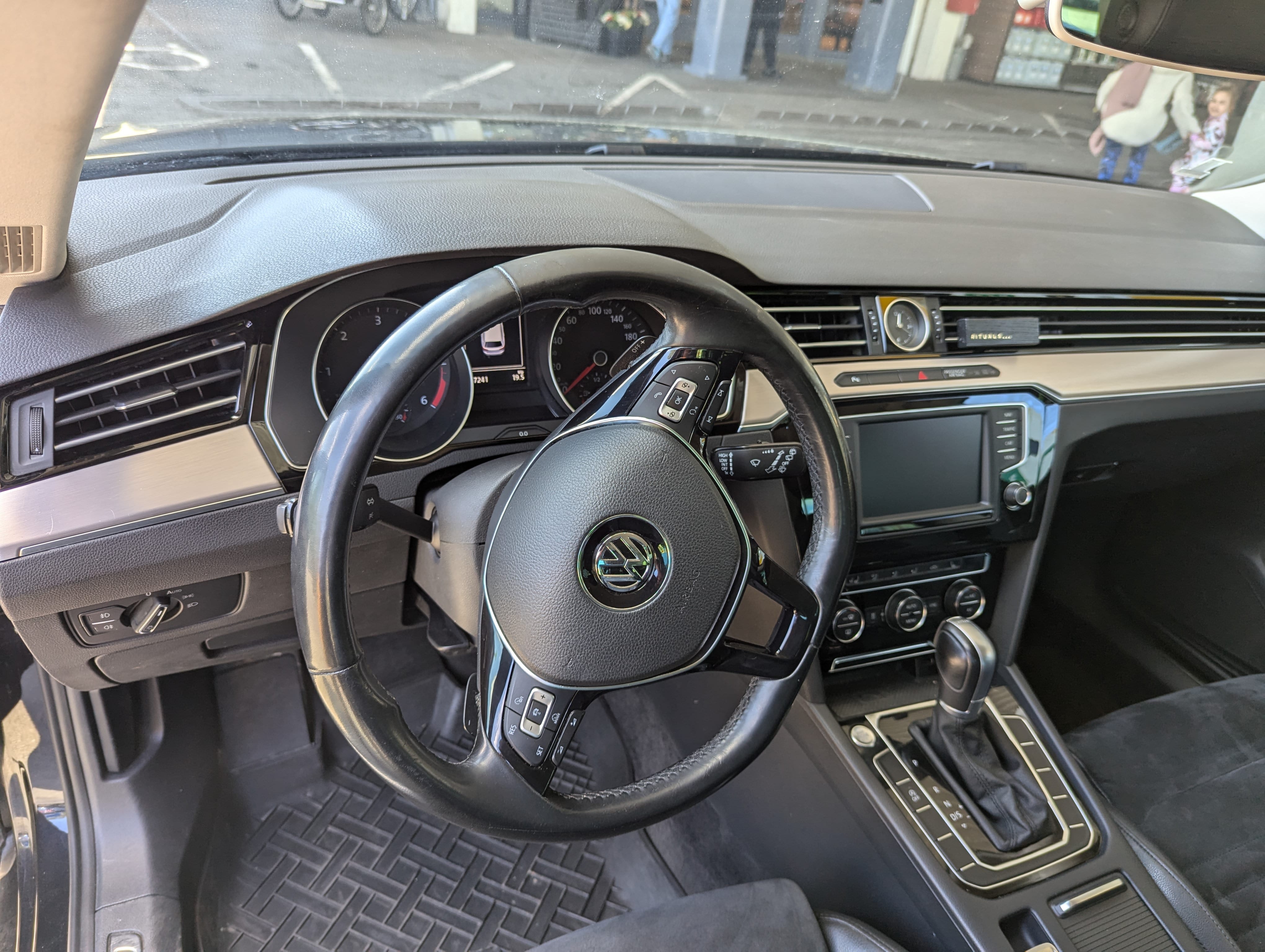 Volkswagen Passat med Cruisekontroll