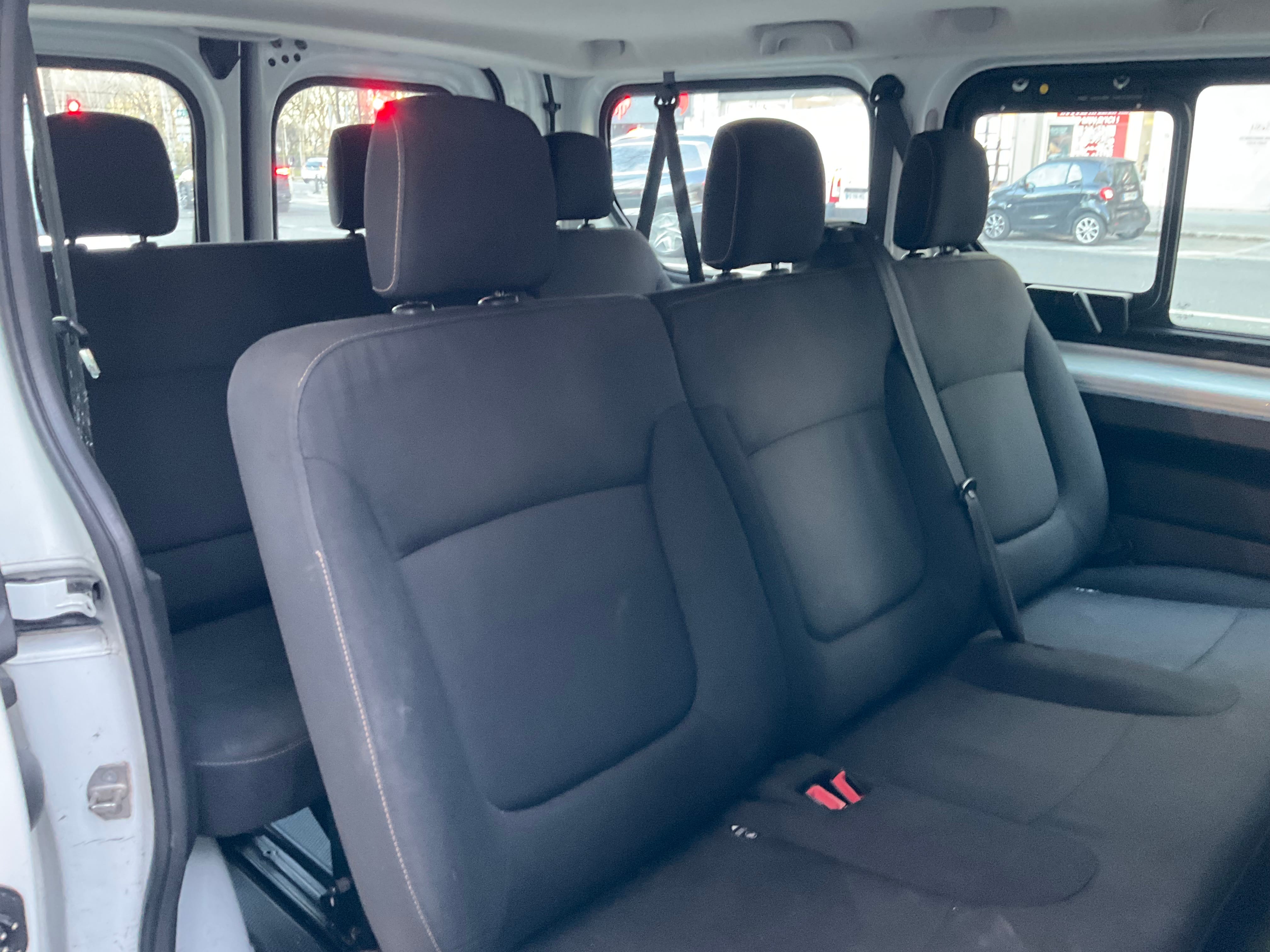Renault Trafic Passenger avec Entrée audio / iPod