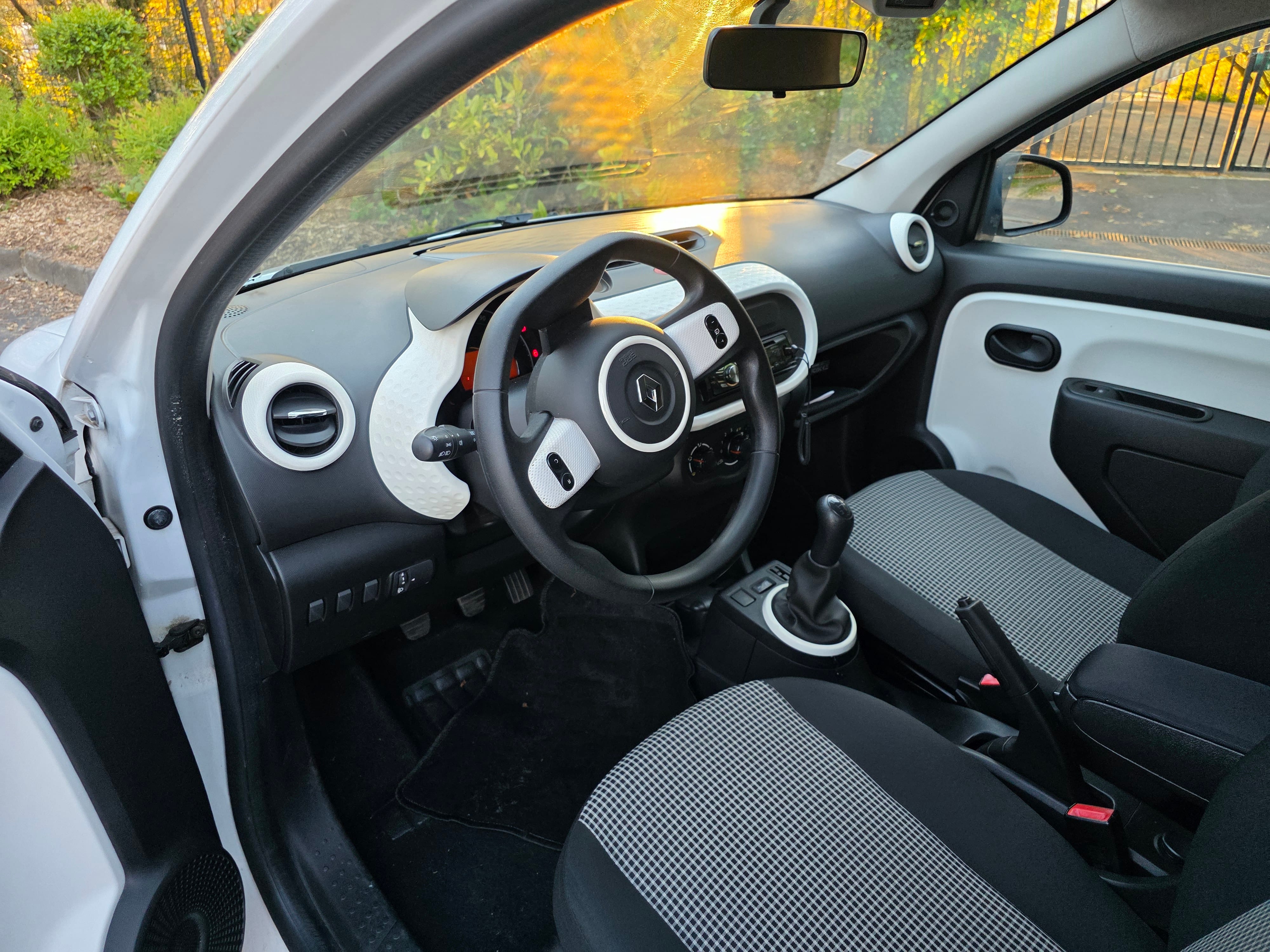 Renault Twingo III avec Port USB
