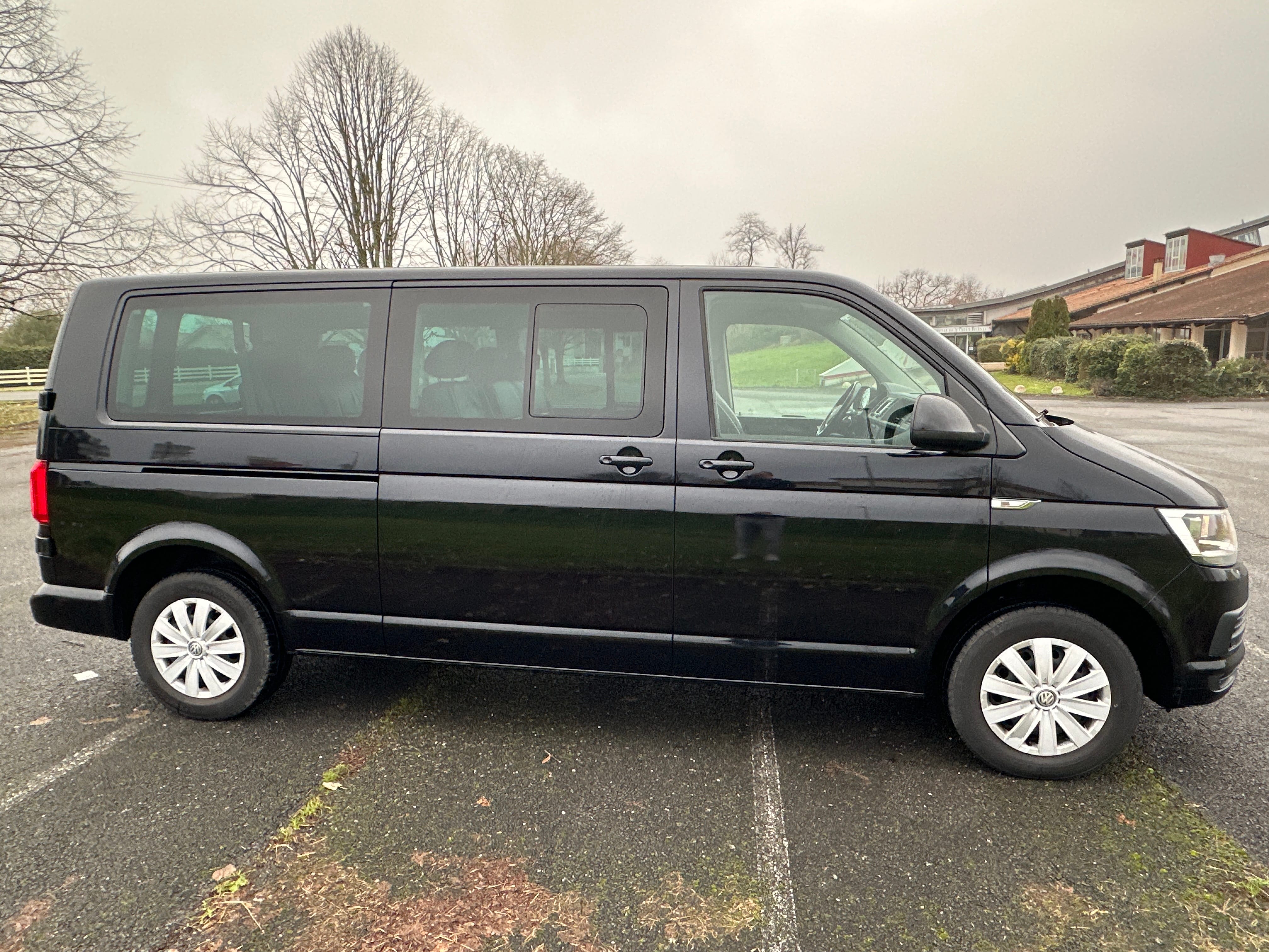Volkswagen Caravelle 2.0 HDI - 150 cv - 9 Places Cuir avec Climatisation