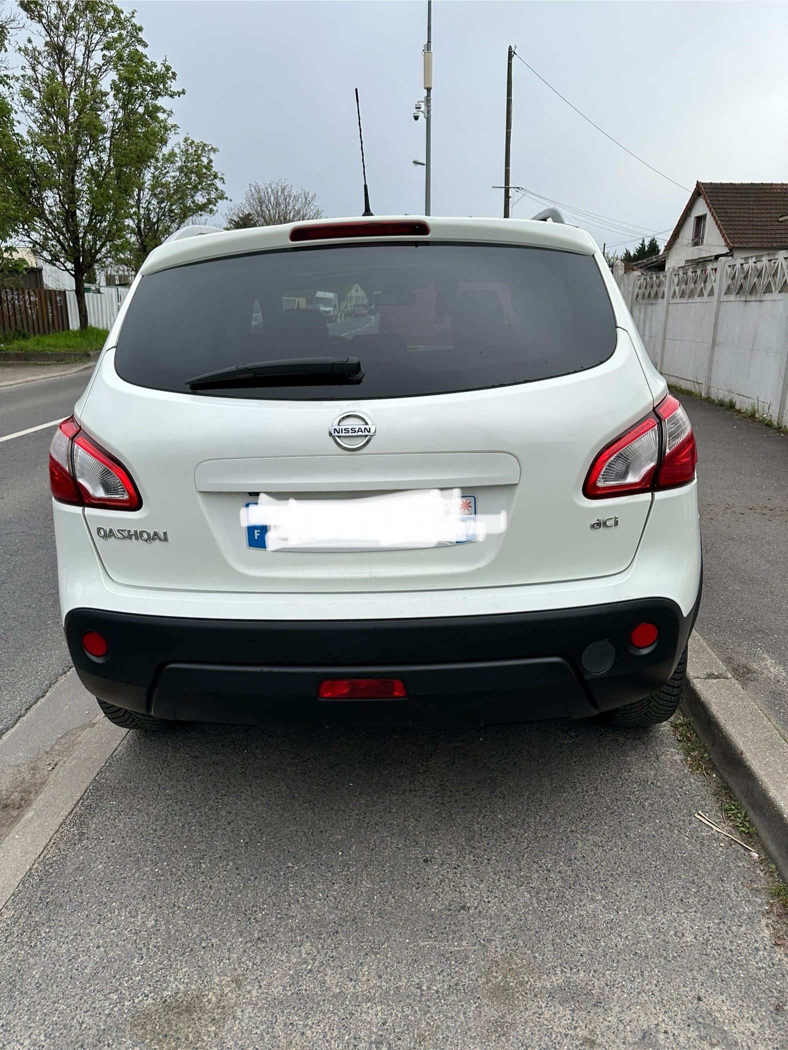 Nissan Qashqai 2.0 HDI avec Climatisation