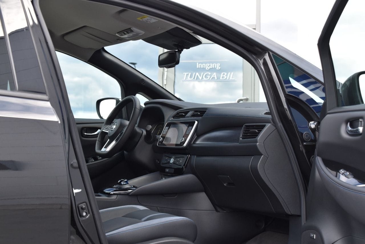 Nissan Leaf 40kwh met Bluetooth audio
