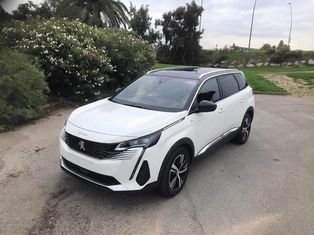 Peugeot 5008, 2022, Diesel, Automático, 7 plazas