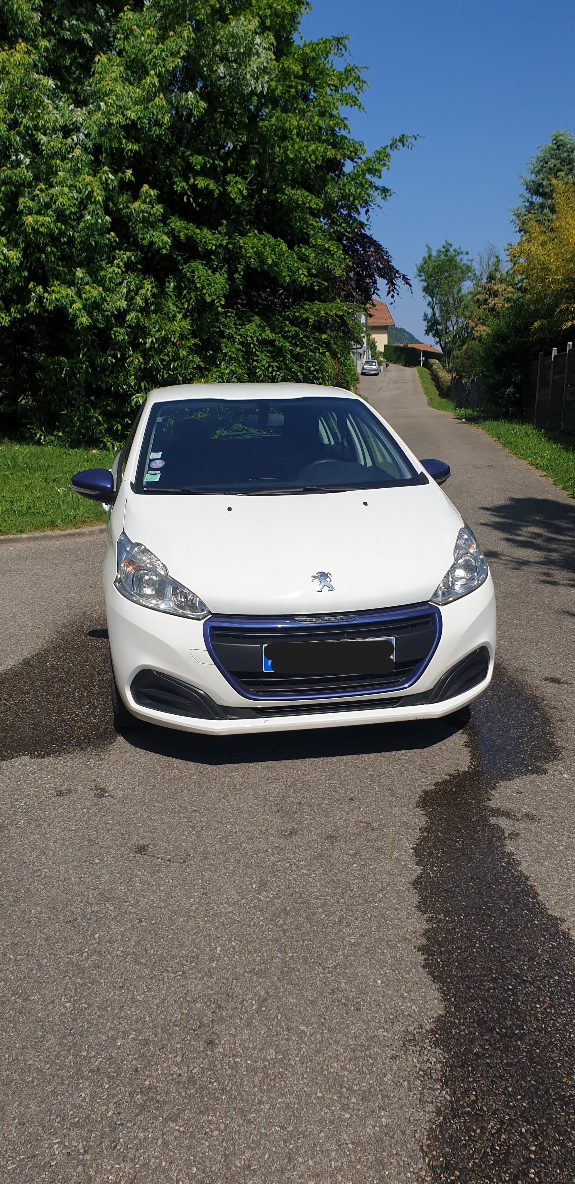 Peugeot 208 avec Entrée audio / iPod