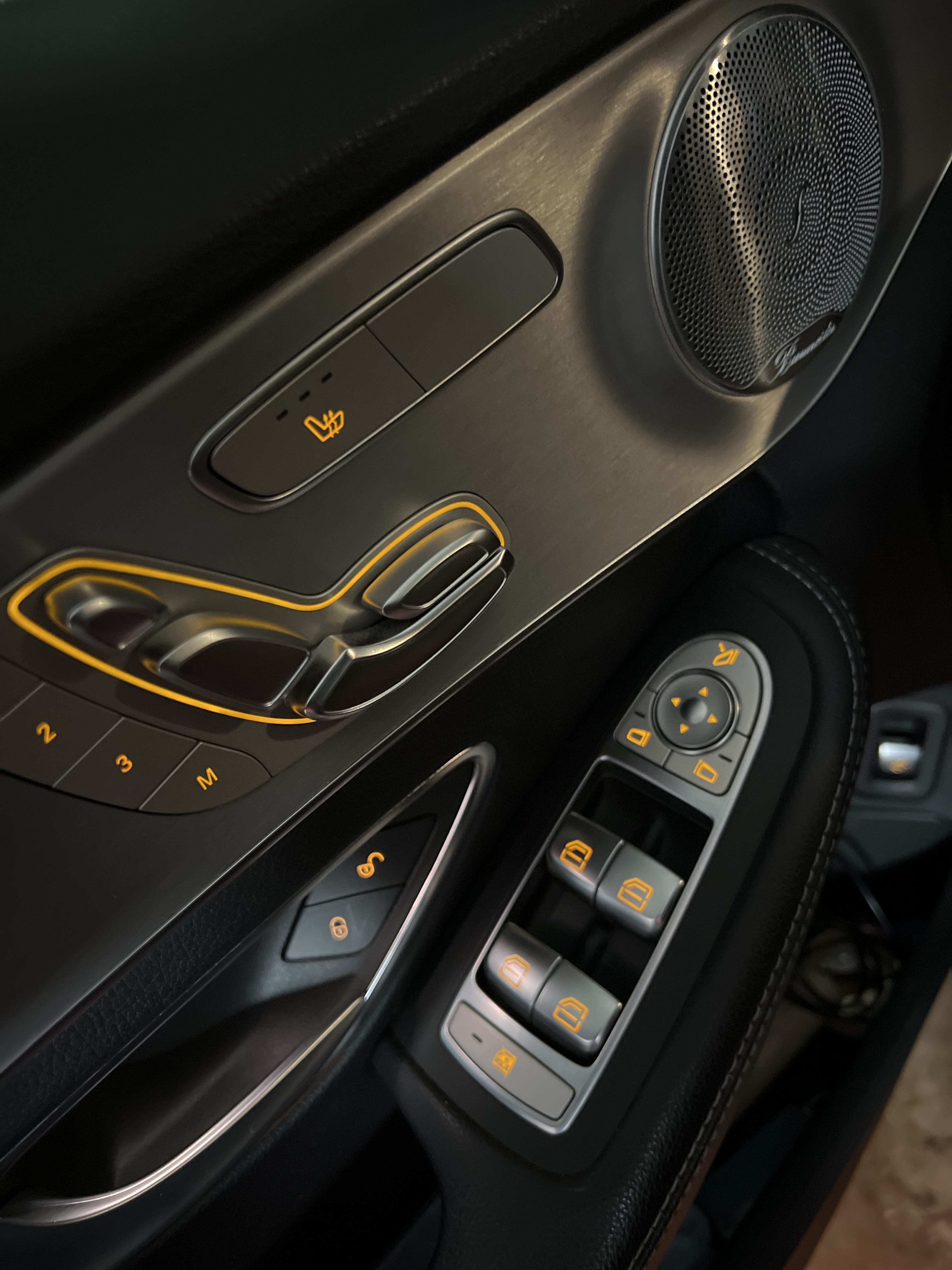 Mercedes-Benz Classe C 220D 4 MATIC avec Coffre de toit