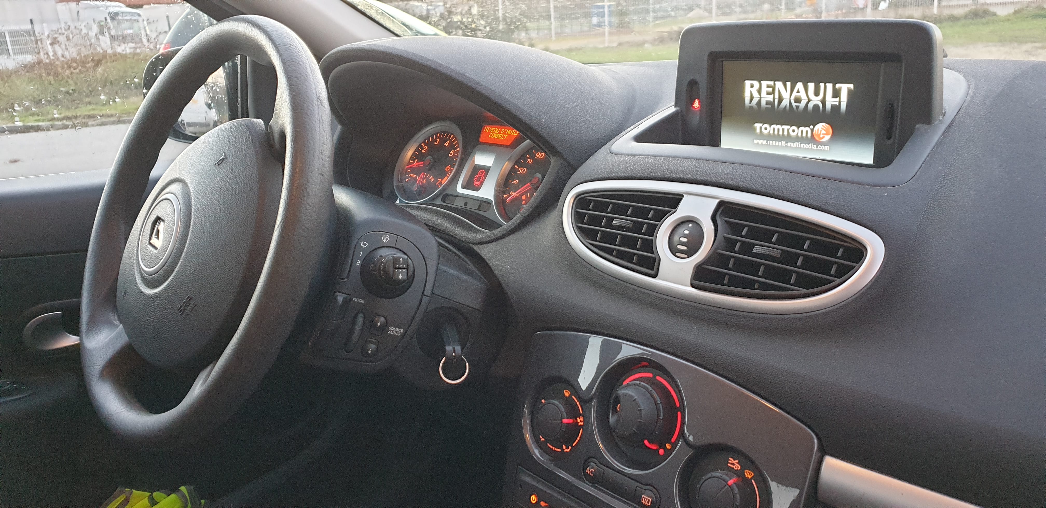 Renault Clio 3     1.2 l essence