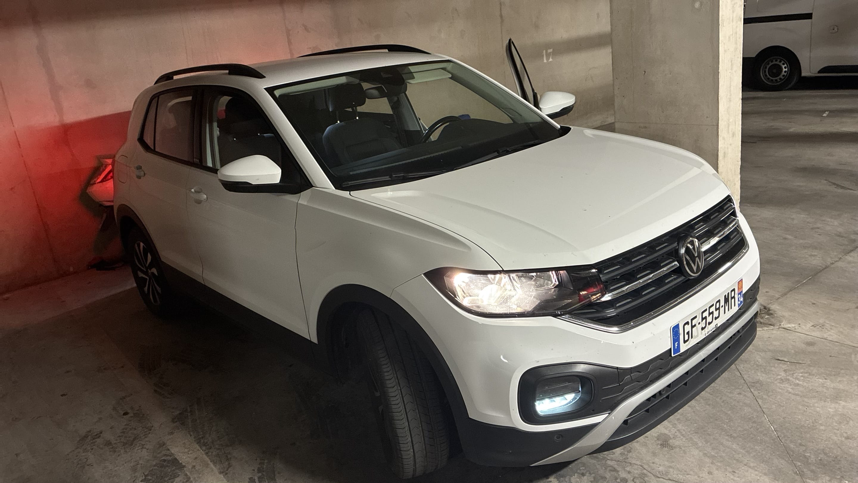 Volkswagen T-Cross, 2022, Essence 98