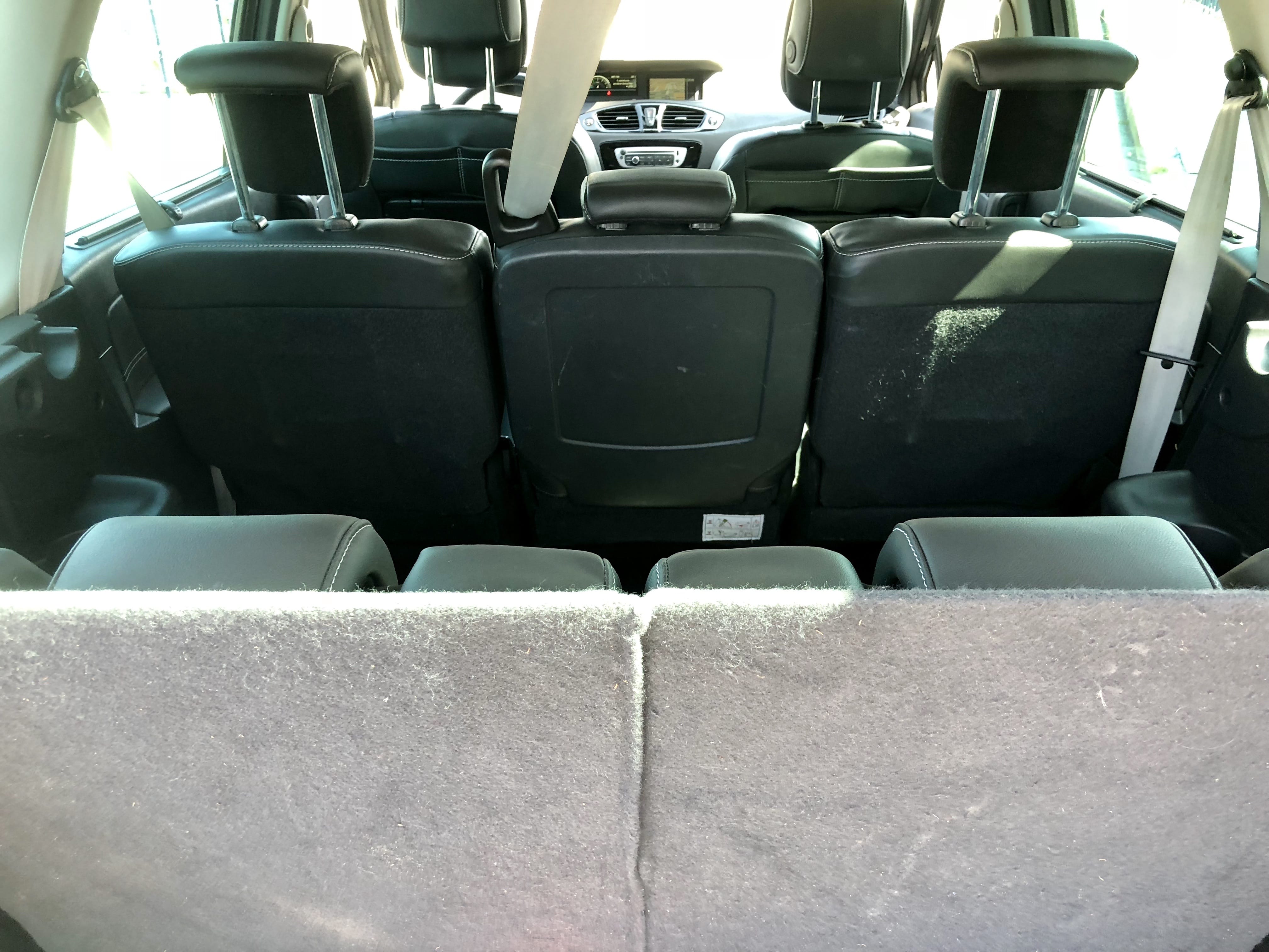 Renault Grand Scenic  Accès exclusif dans la Gare de Bordeaux - Louez le Grand Scénic 7 Places – Spacieux avec Régulateur de vitesse