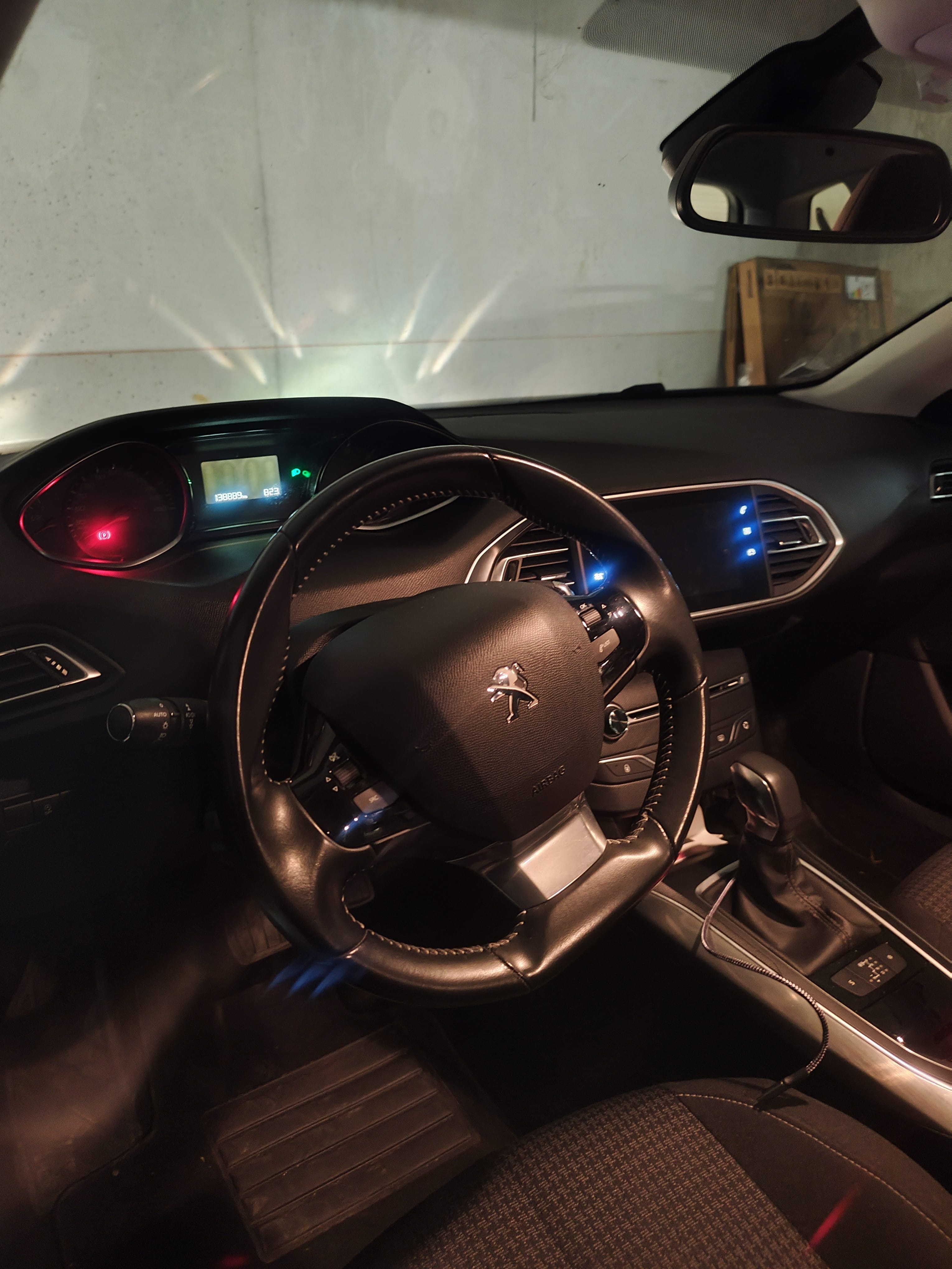Peugeot 308 SW avec Climatisation