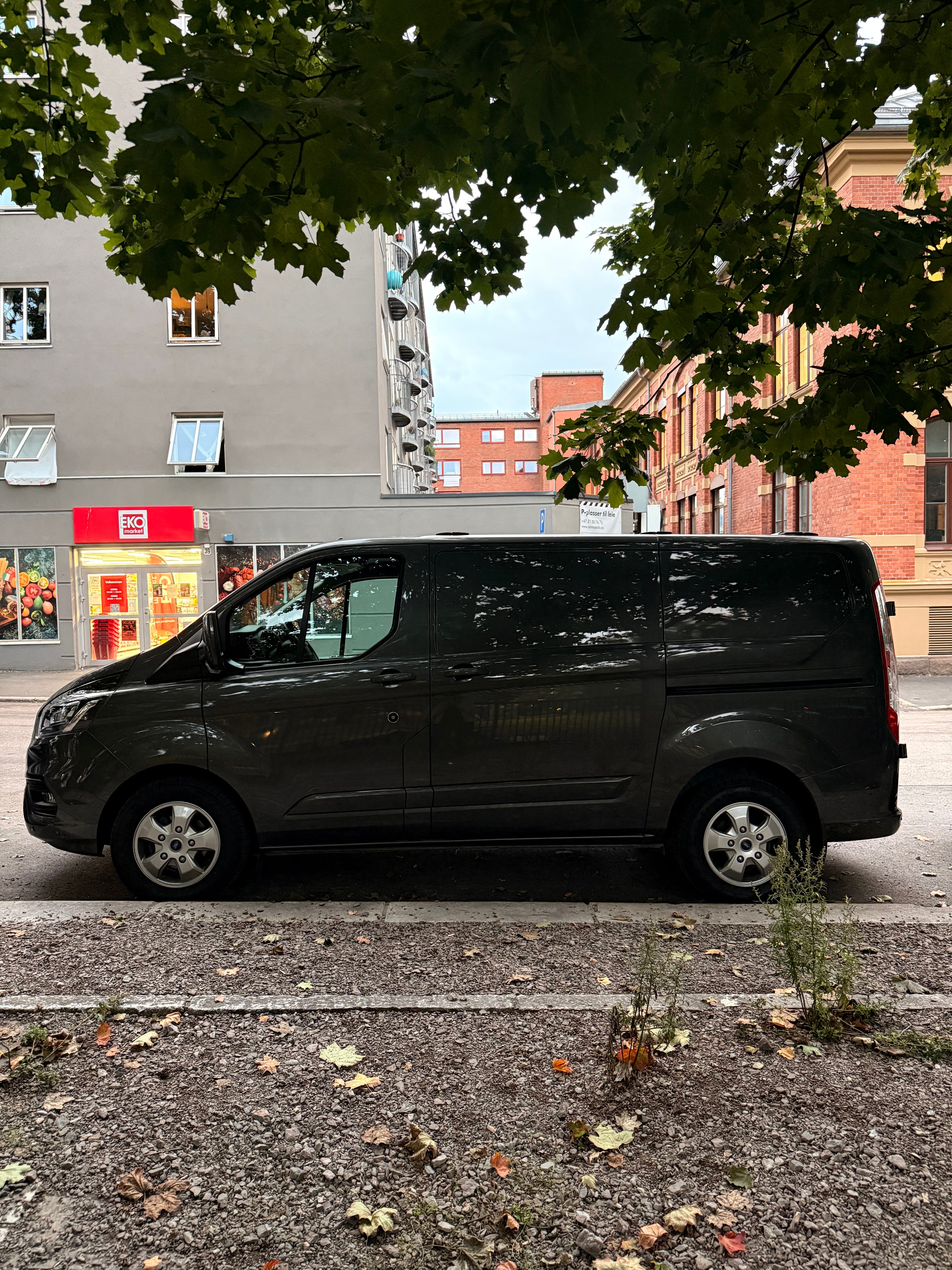 Ford Transit Custom Varebil mit Klimaanlage