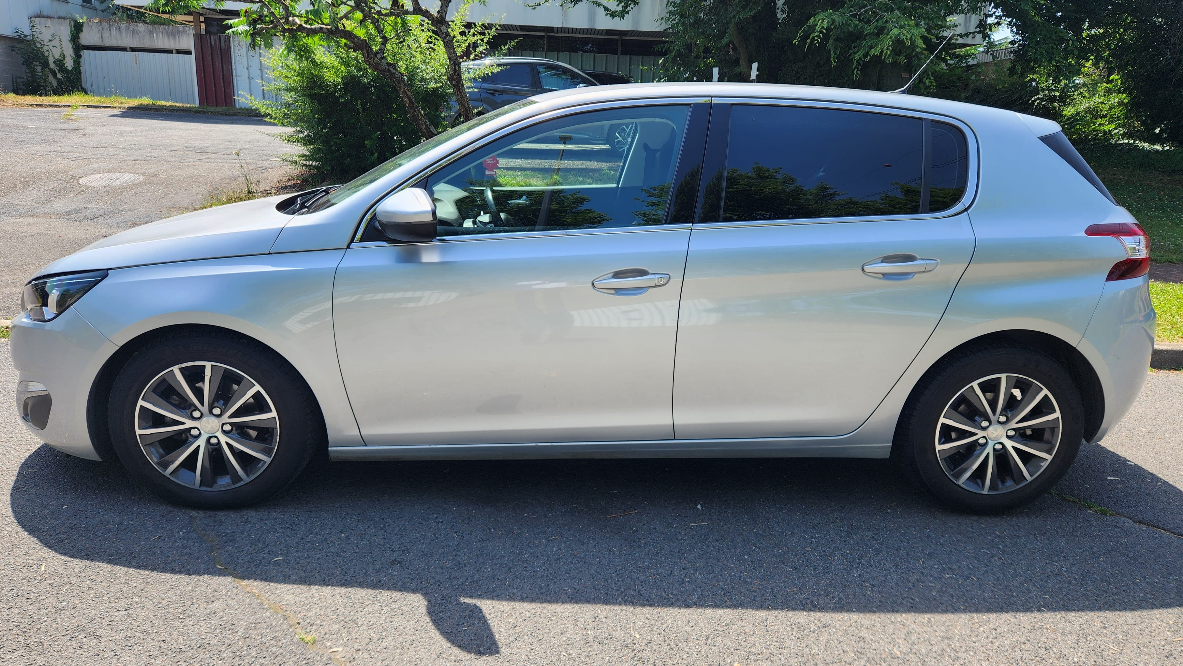 Peugeot 308 avec Climatisation