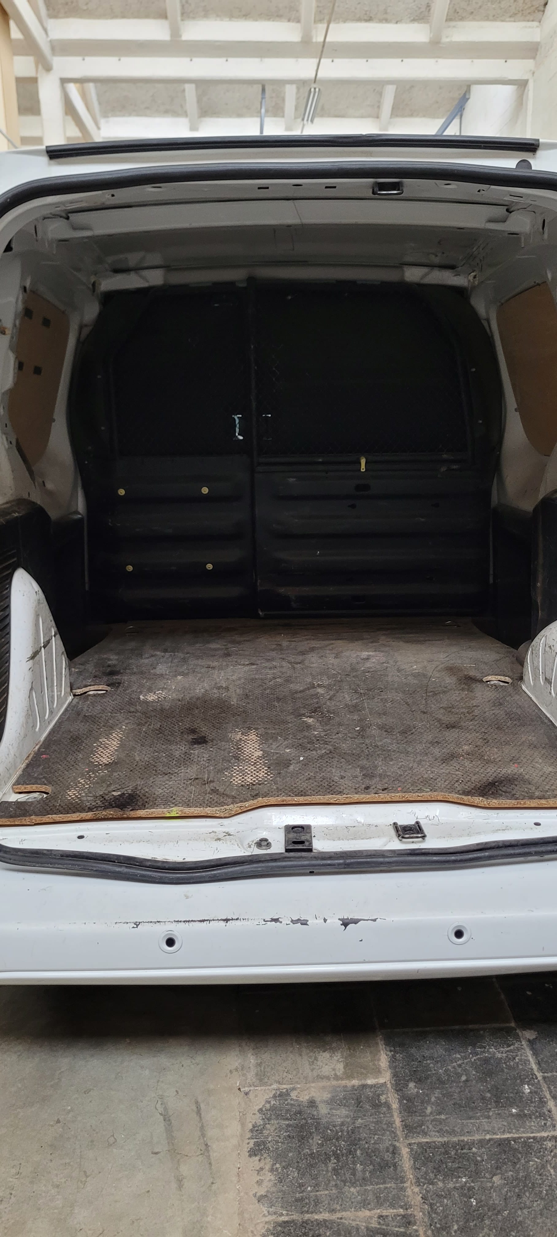 Peugeot Partner avec Audio Bluetooth