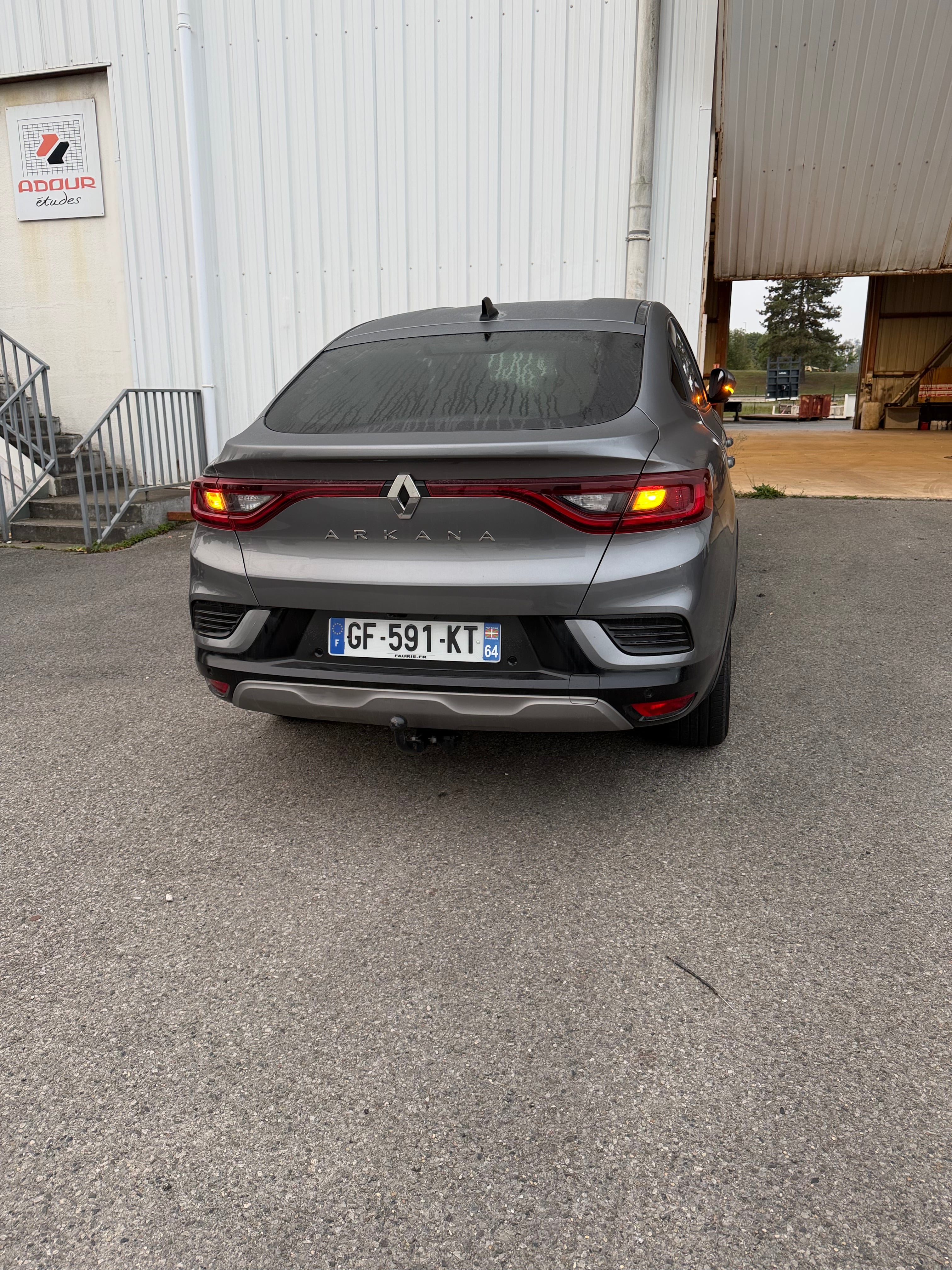 Renault Arkana Business with Backup camera