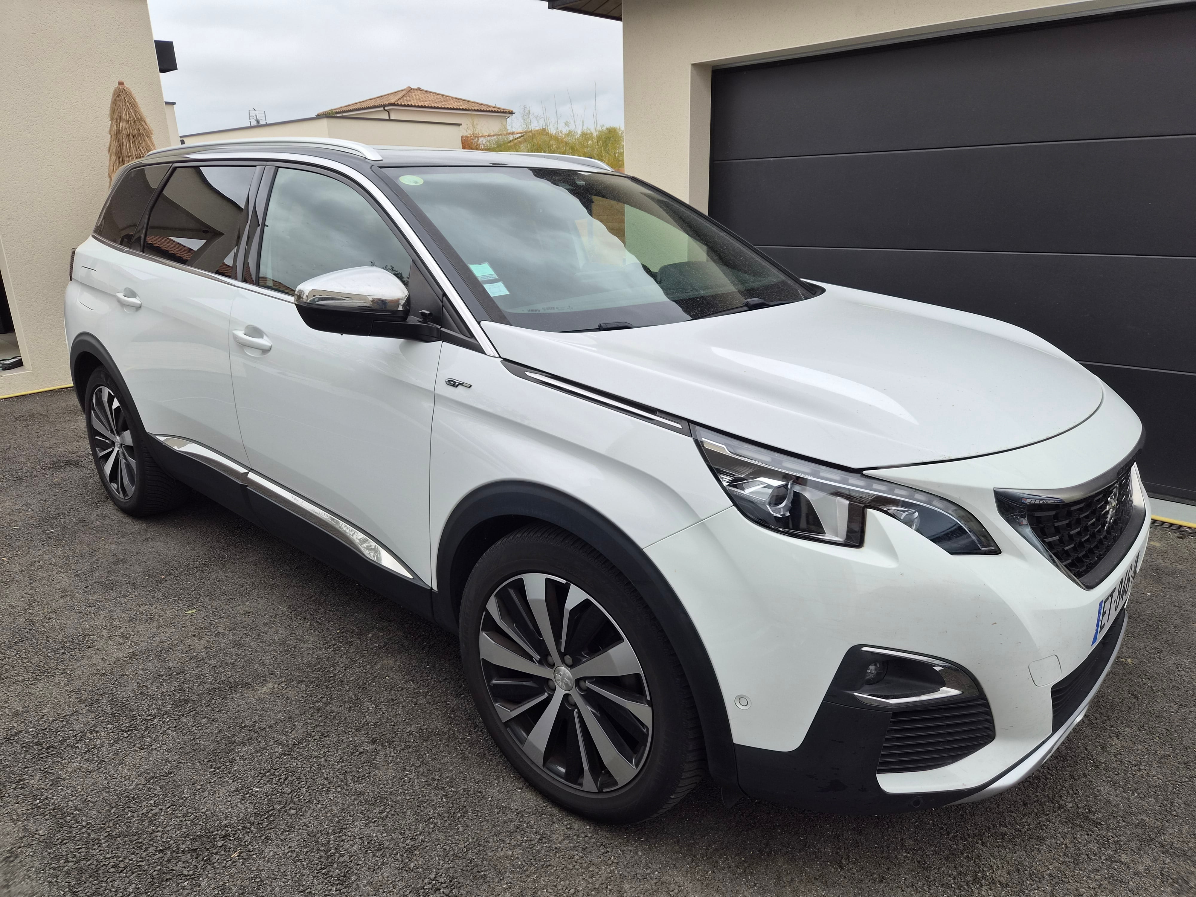 Peugeot 5008 2.0 HDI avec Climatisation