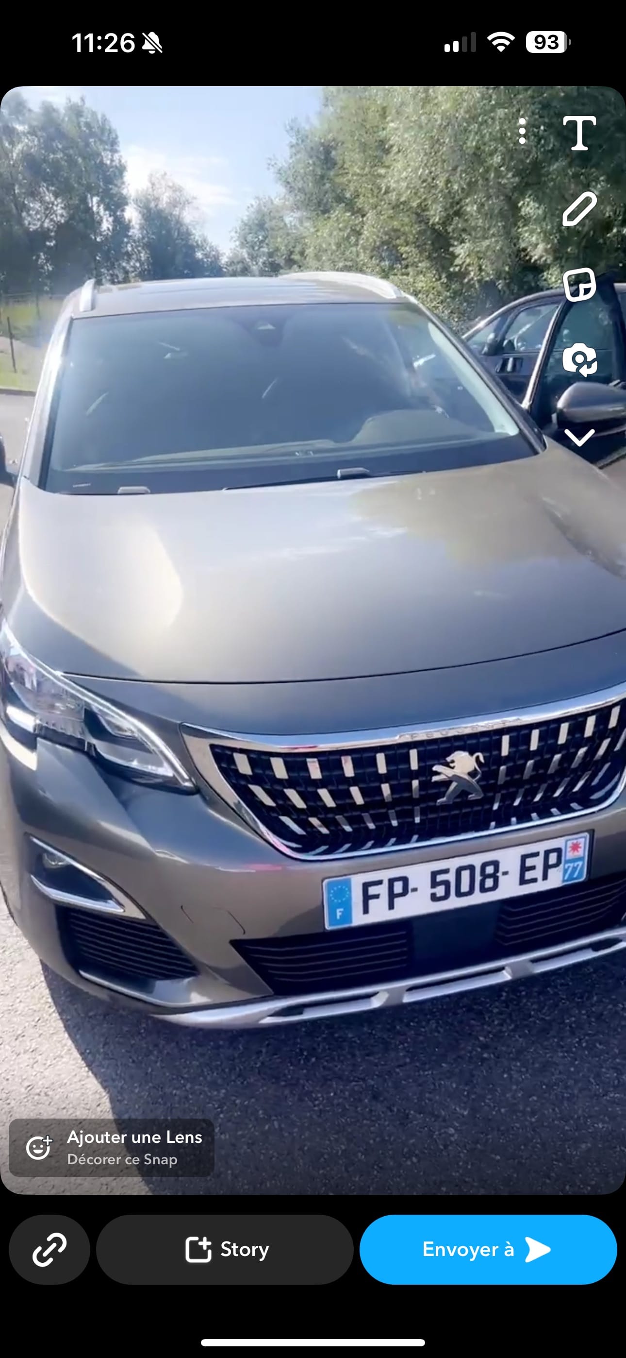 Peugeot 5008 avec Entrée audio / iPod