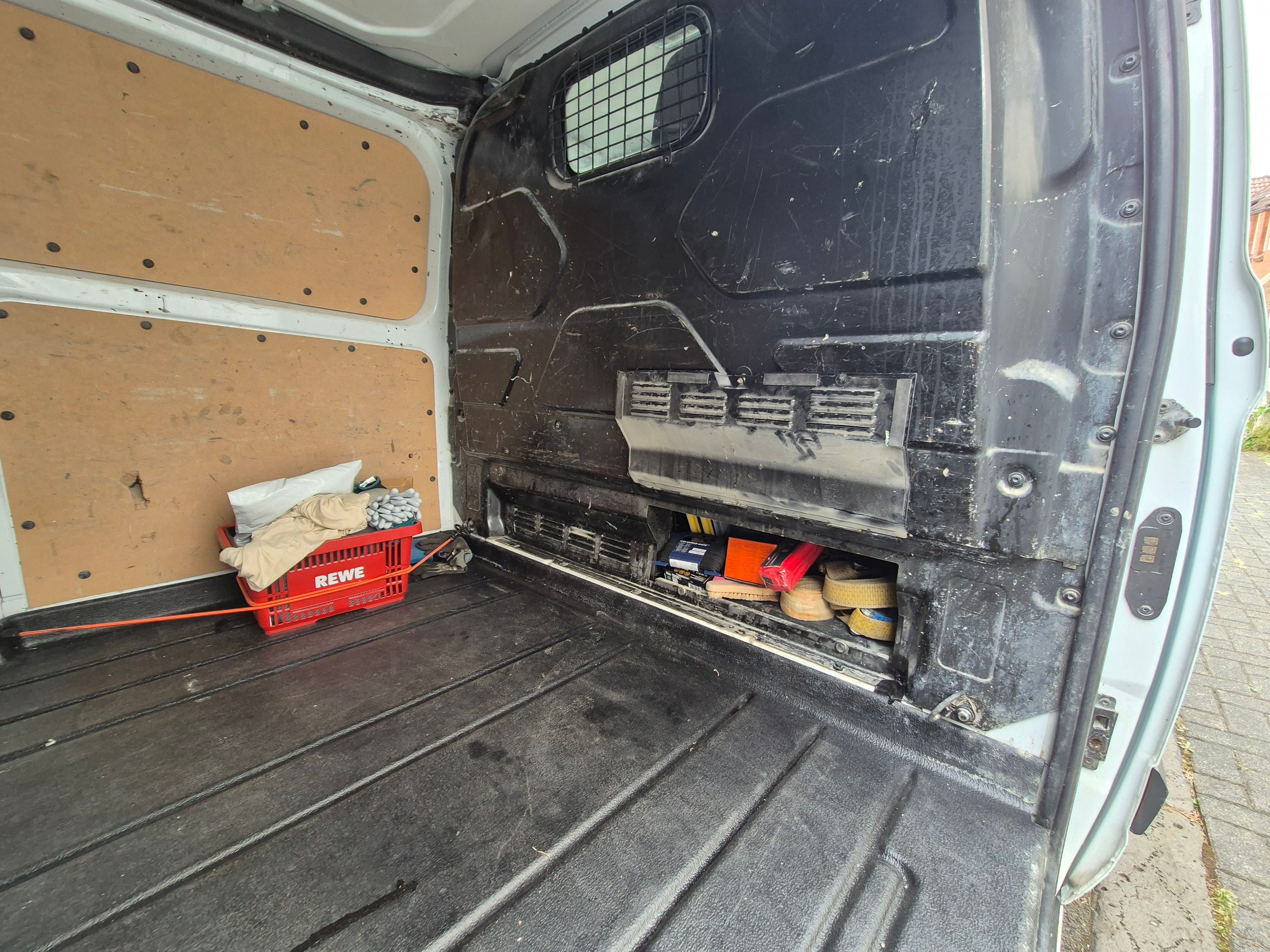 Ford Transit Custom Kastenwagen 2.2 mit Apple CarPlay