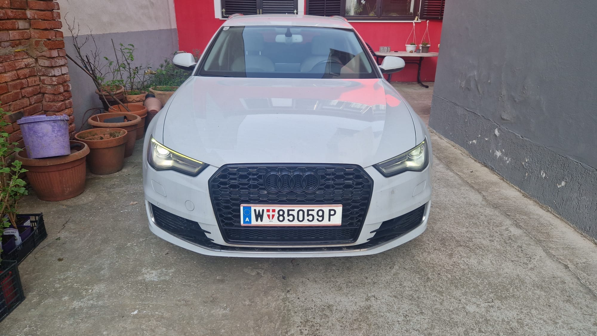 Audi A6 Avant mit Bluetooth-Audio