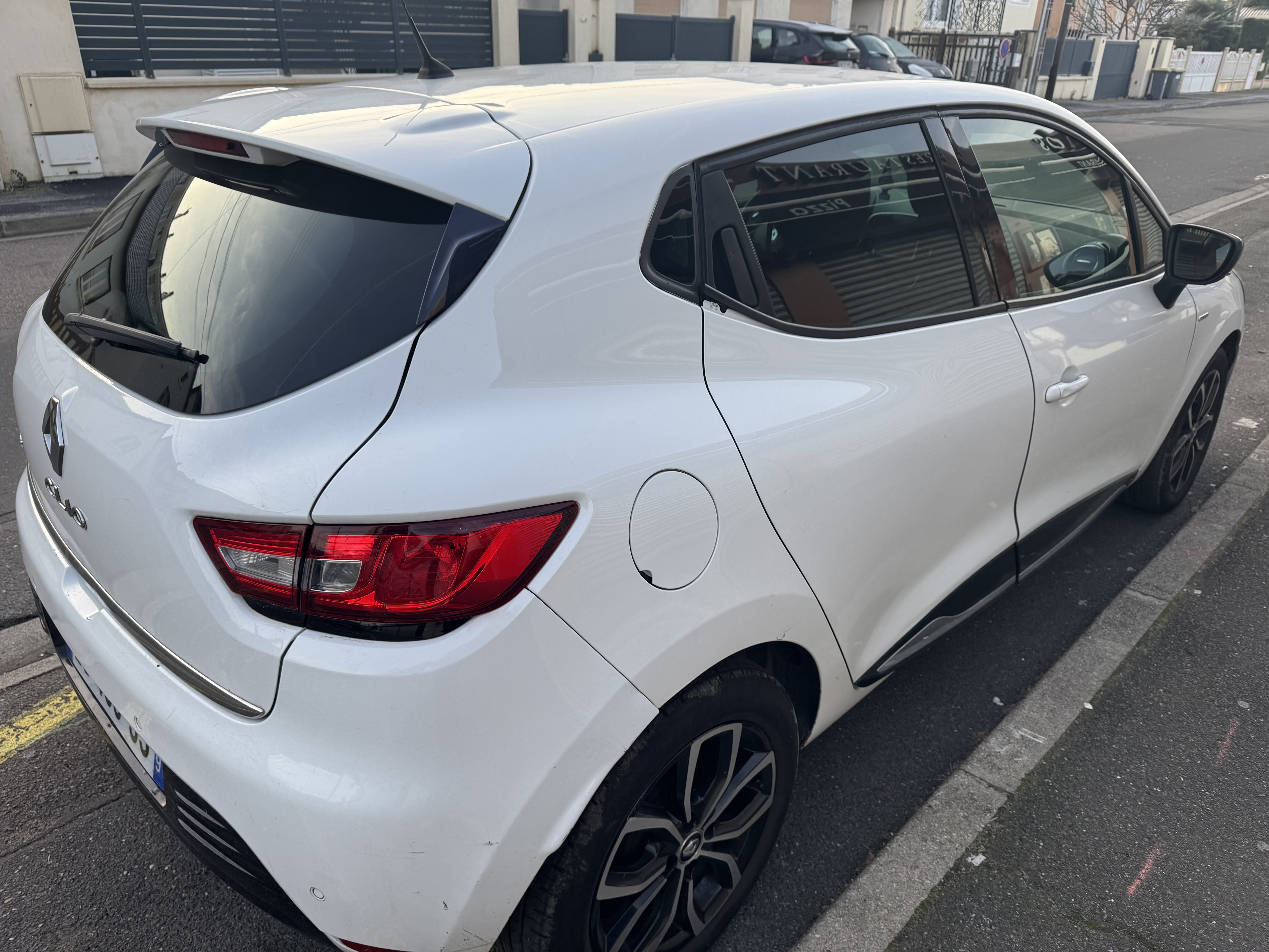 Renault Clio avec GPS