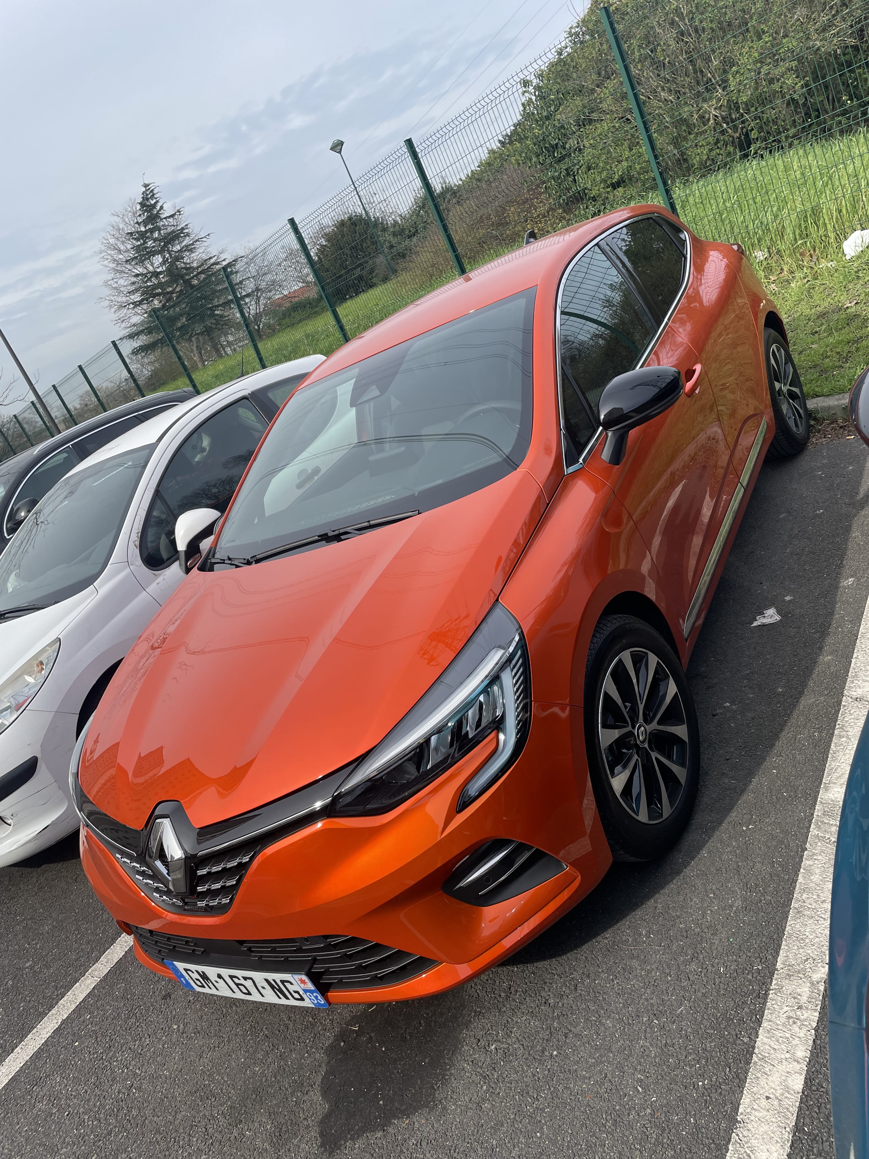 Renault Clio V FULL OPTION, 2023, Essence 95