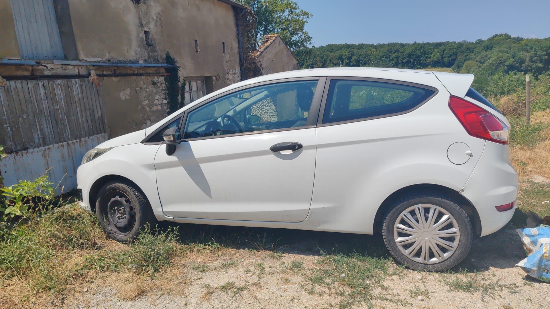 Ford Fiesta avec Climatisation