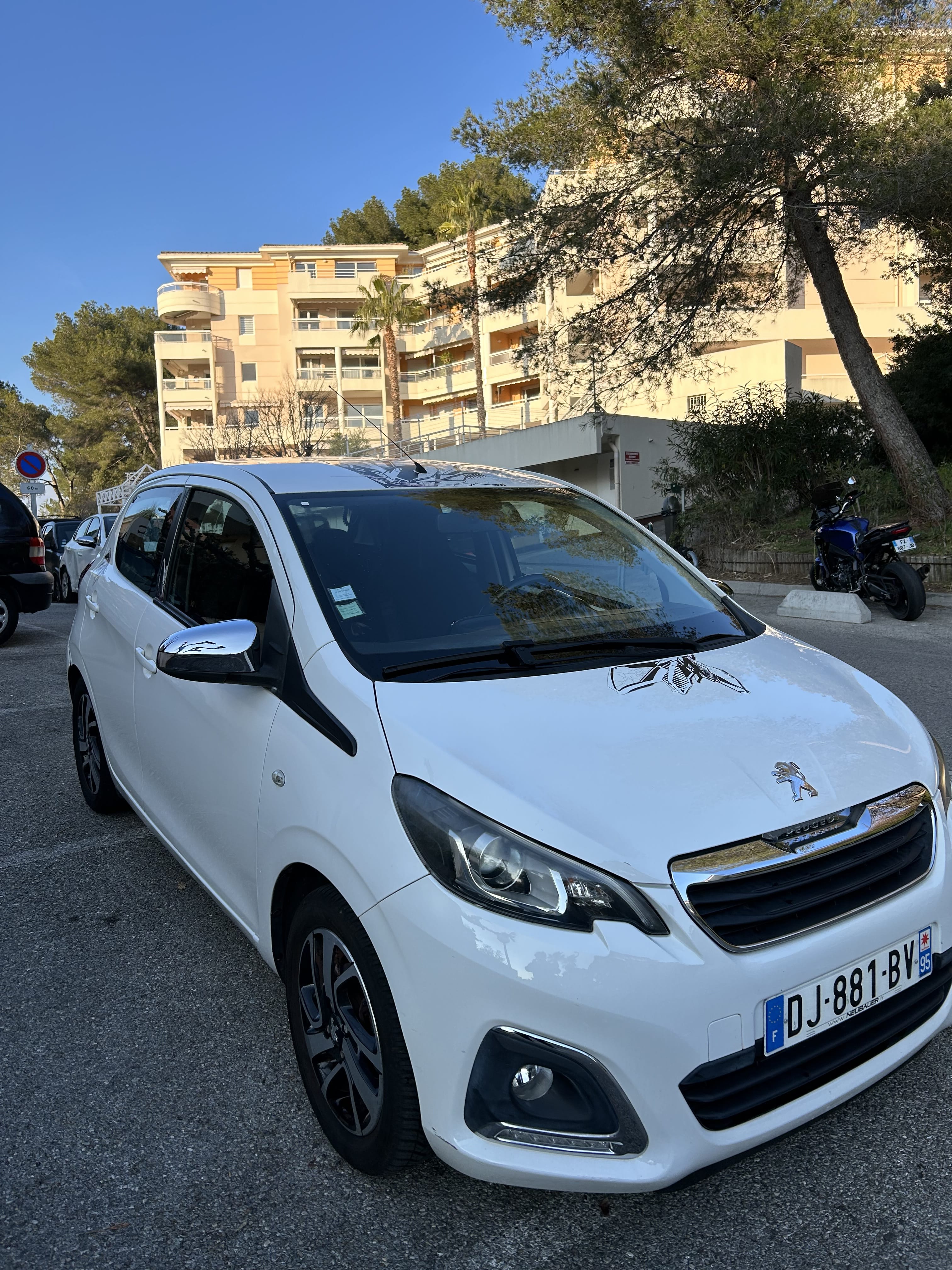 Peugeot 108, 2014, Essence 95