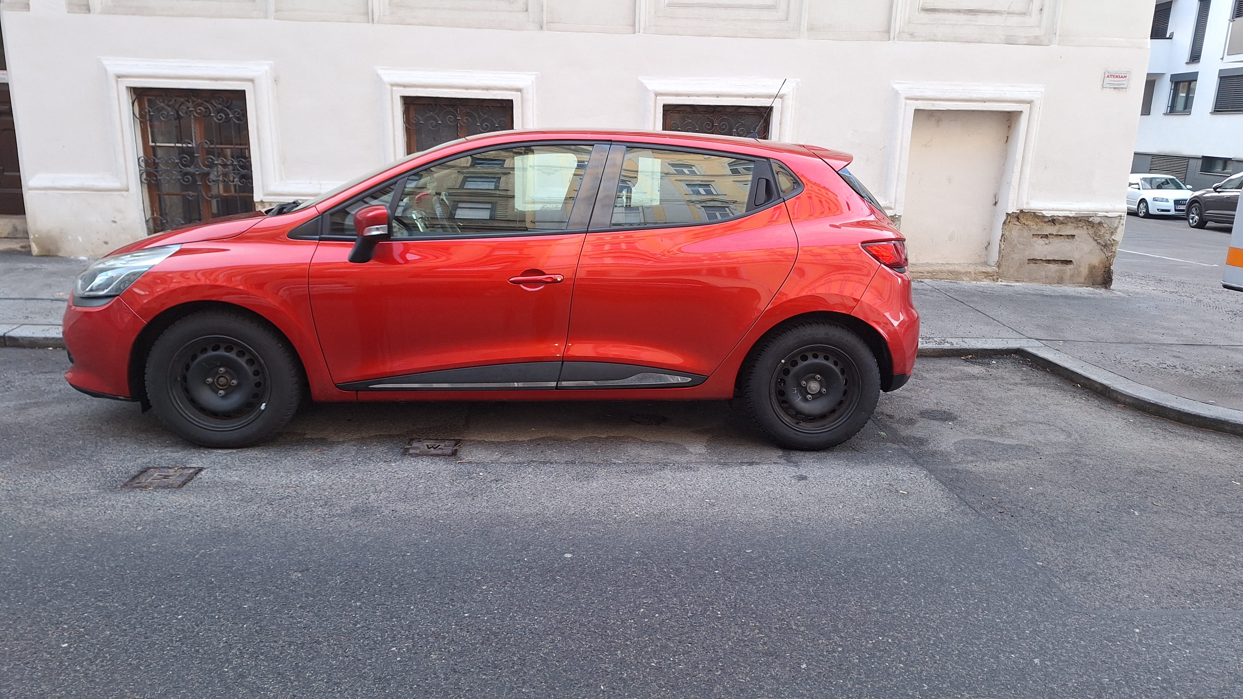 Renault Clio with Air conditioning