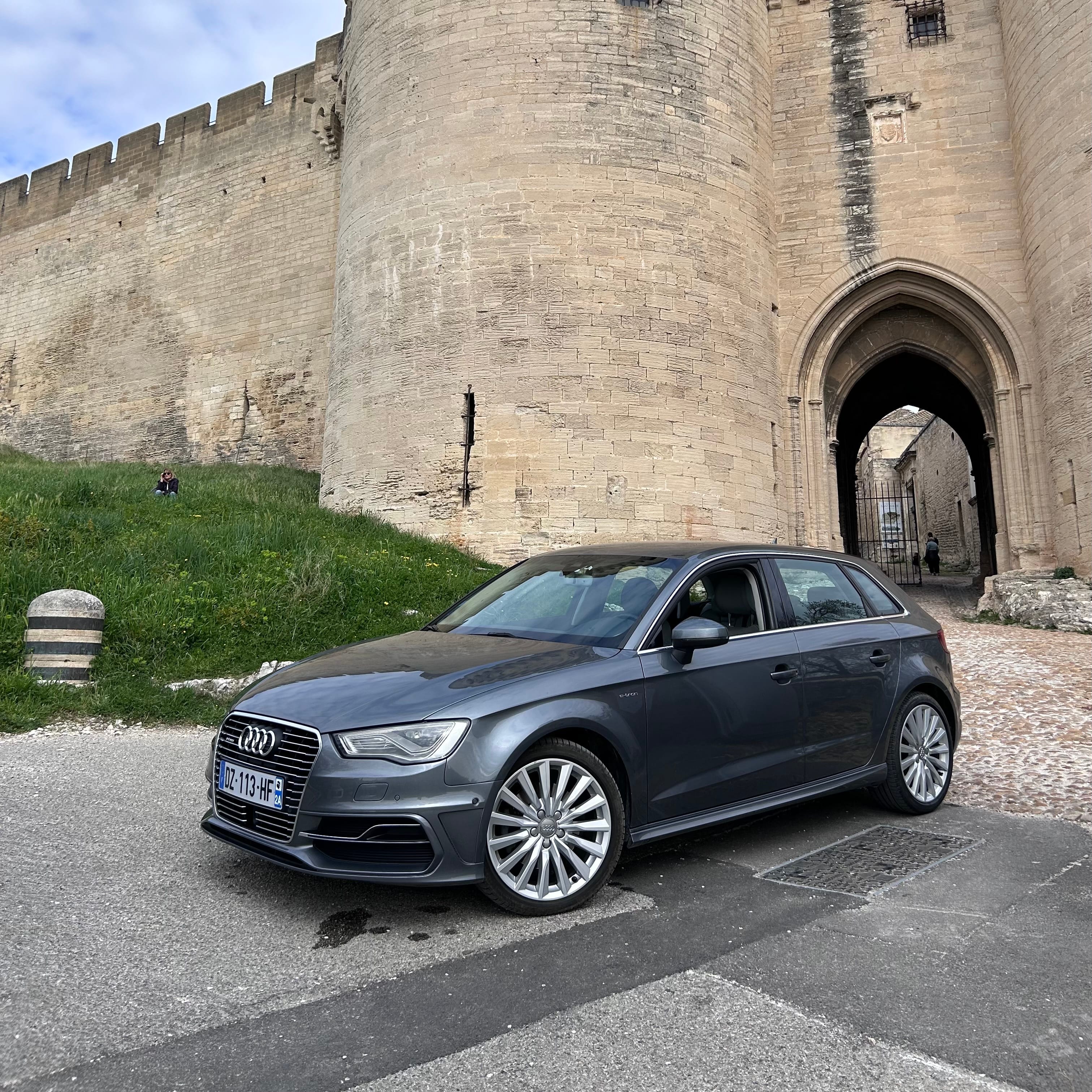 Audi A3, 2016, Essence 95 / Électrique (hybride), automatique