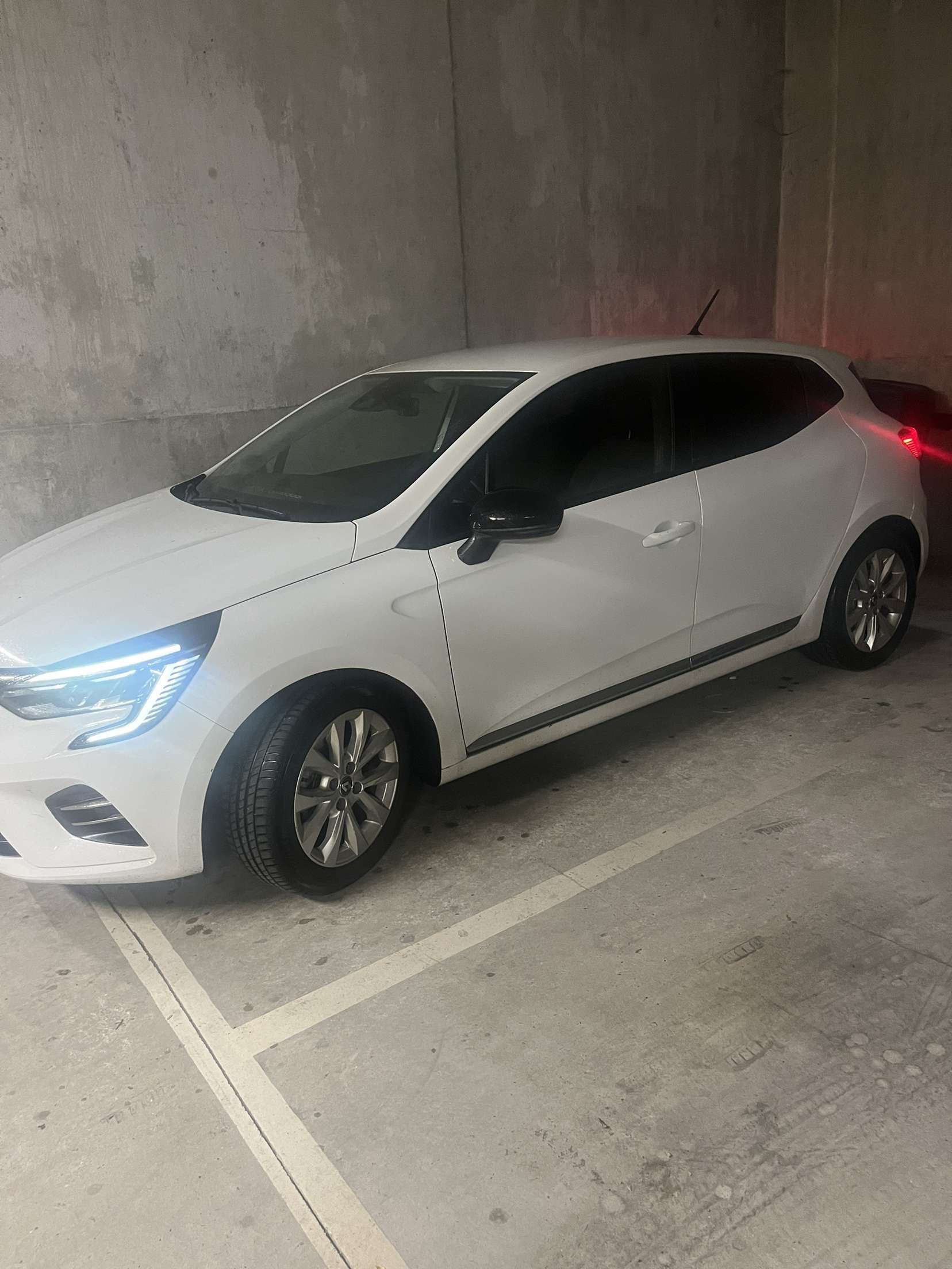 Renault Clio E-tech avec Régulateur de vitesse