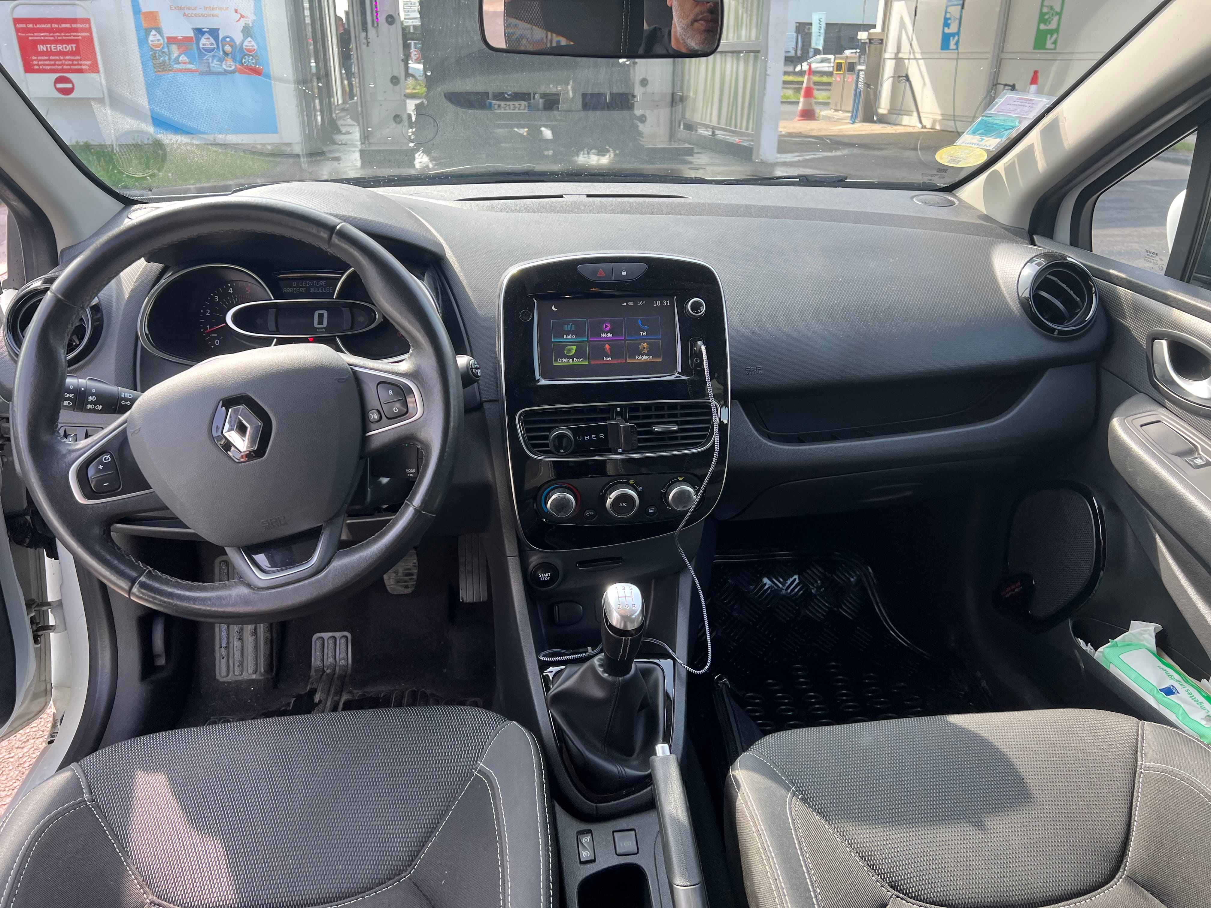 Renault Clio avec Régulateur de vitesse